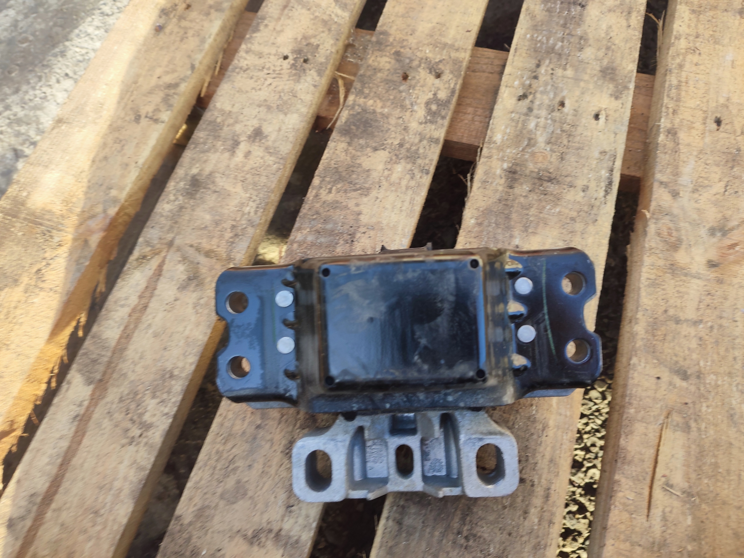 holder gearbox mounting VOLKSWAGEN 1K0199555CE