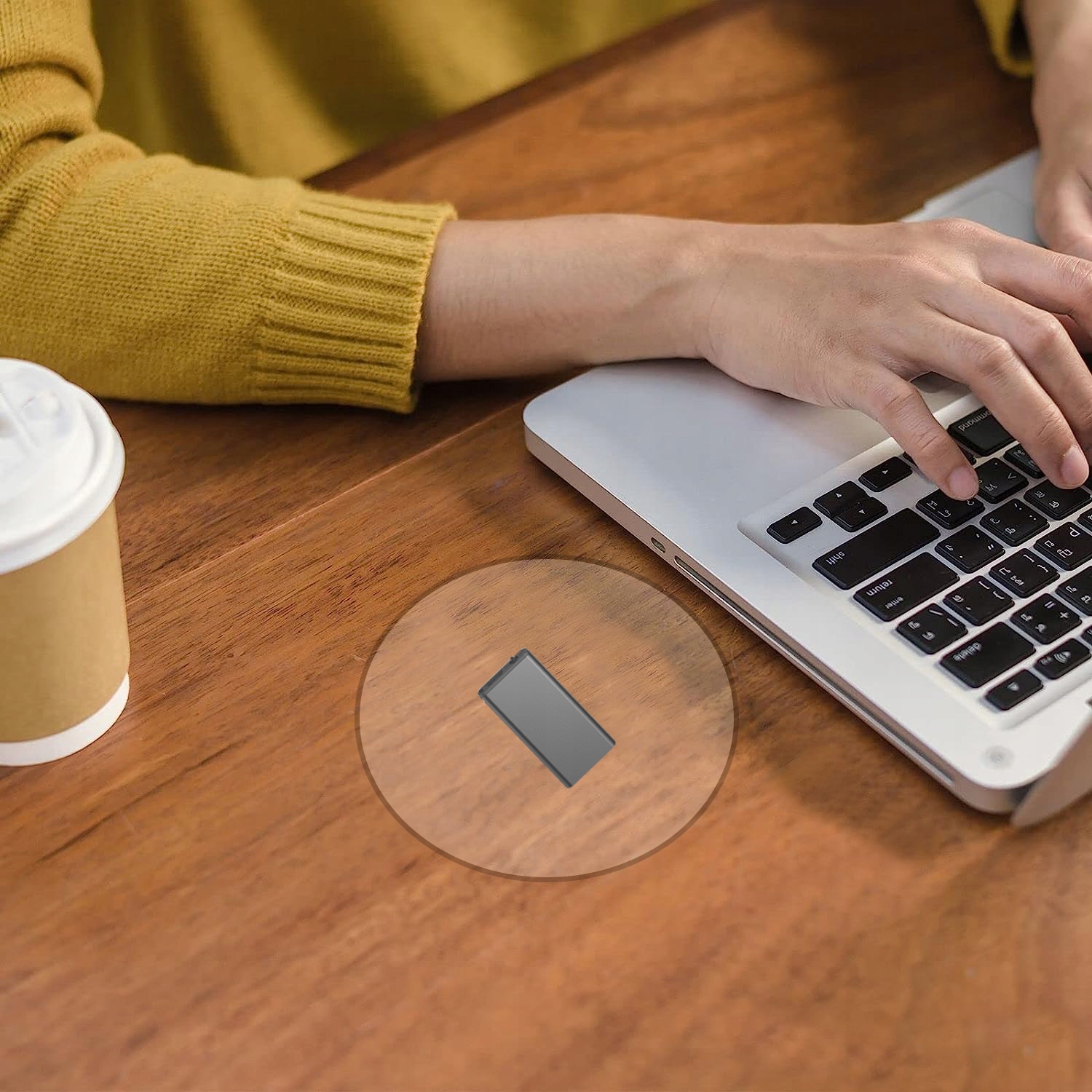 mini DYKTAFON SZPIEGOWSKI podsłuch AKTYWACJA GŁOSEM wymiary 4,2X2,2CM 8GB Marka Inna