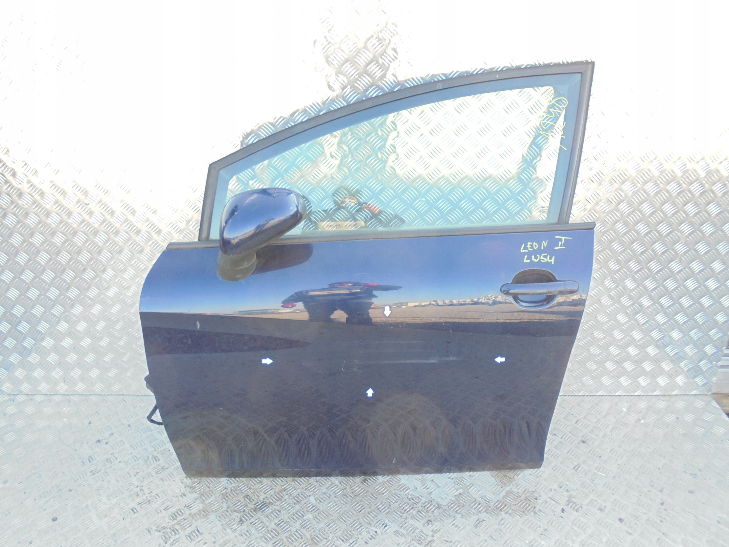 1248. DRZWI PRZEDNIE LEWE SEAT LEON II LW54