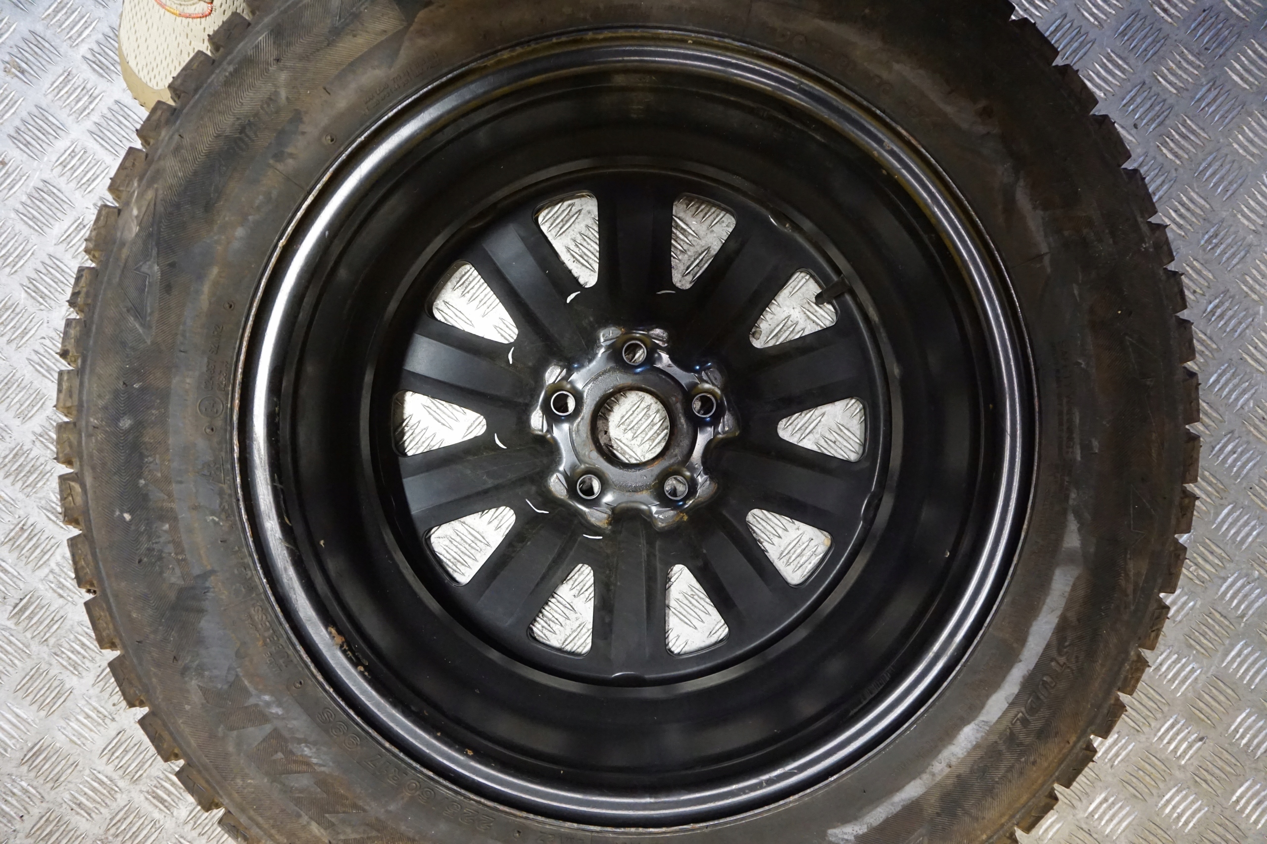 SUBARU CROSSTREK 2024 Koło Opona Felga 7Jx17 ET55 225/60R17 Szerokość opony 225 mm