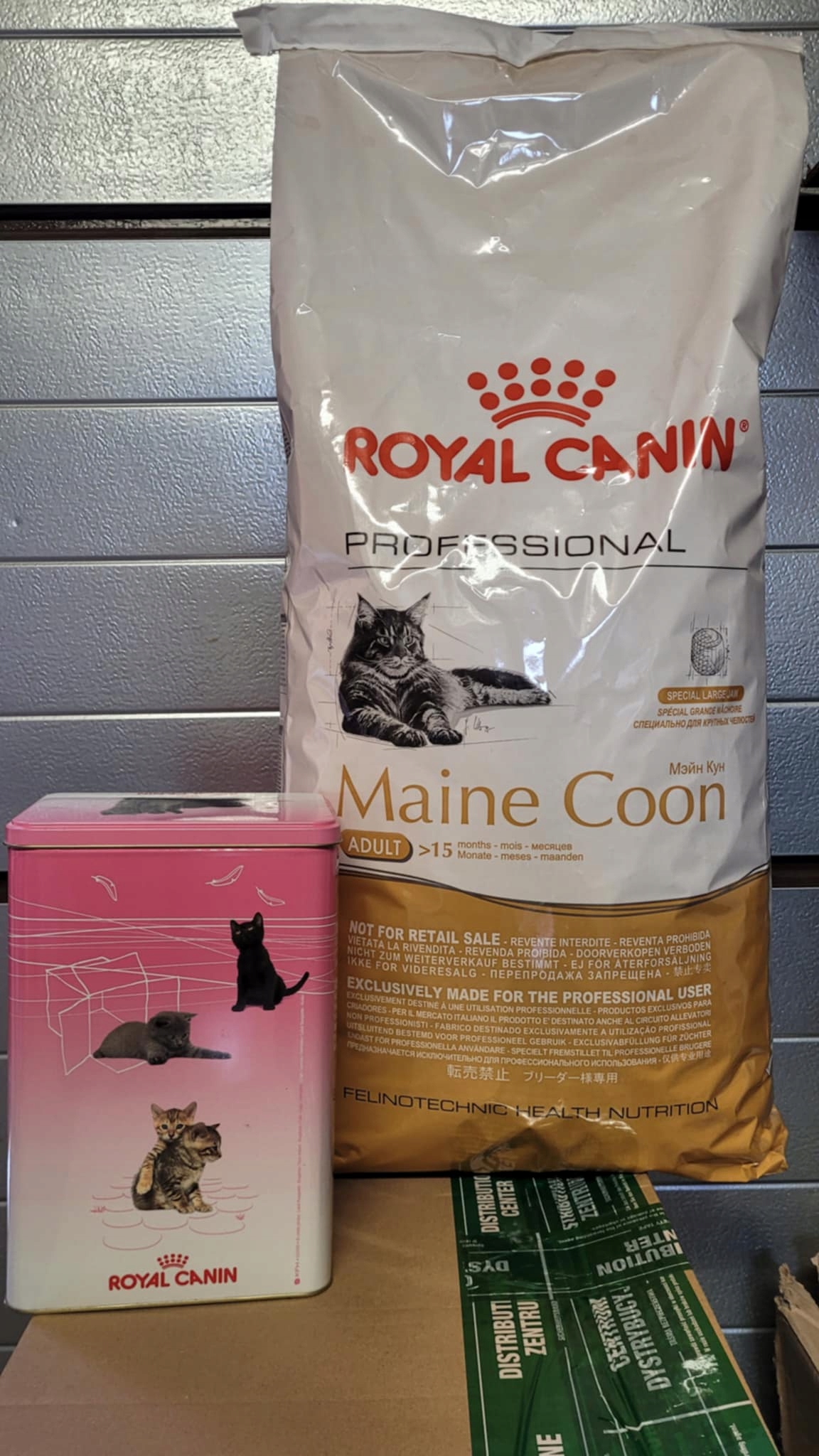 Royal Canin Maine Coon Adult 13 kg puszka