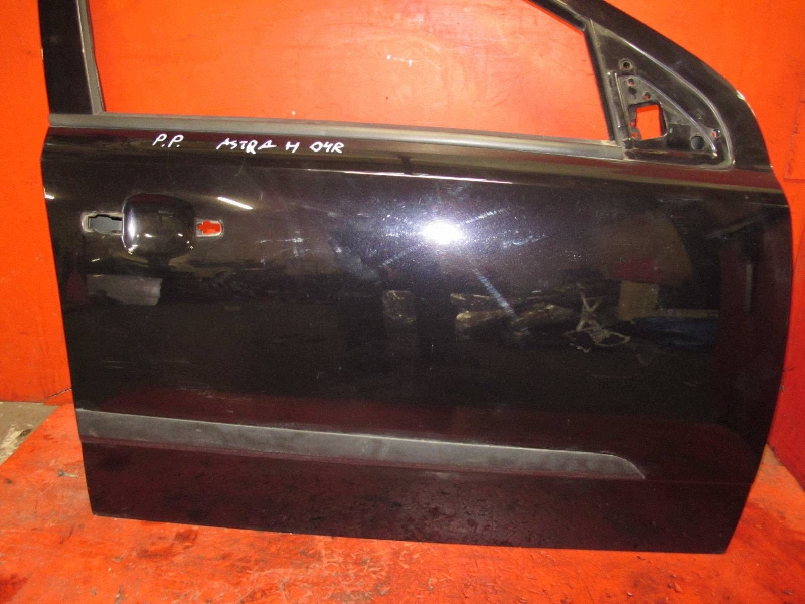 OPEL ASTRA 3 III H HB 5D door right front front black, Z20R