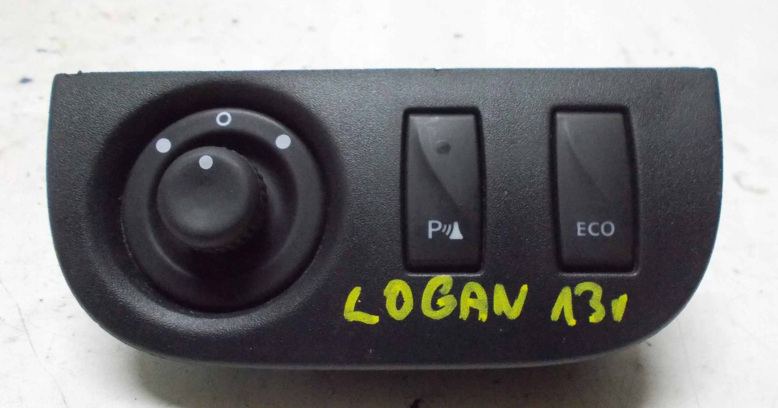 DACIA LOGAN 13R 1.4 TCE PANEL REGULACJA luci 684934791R