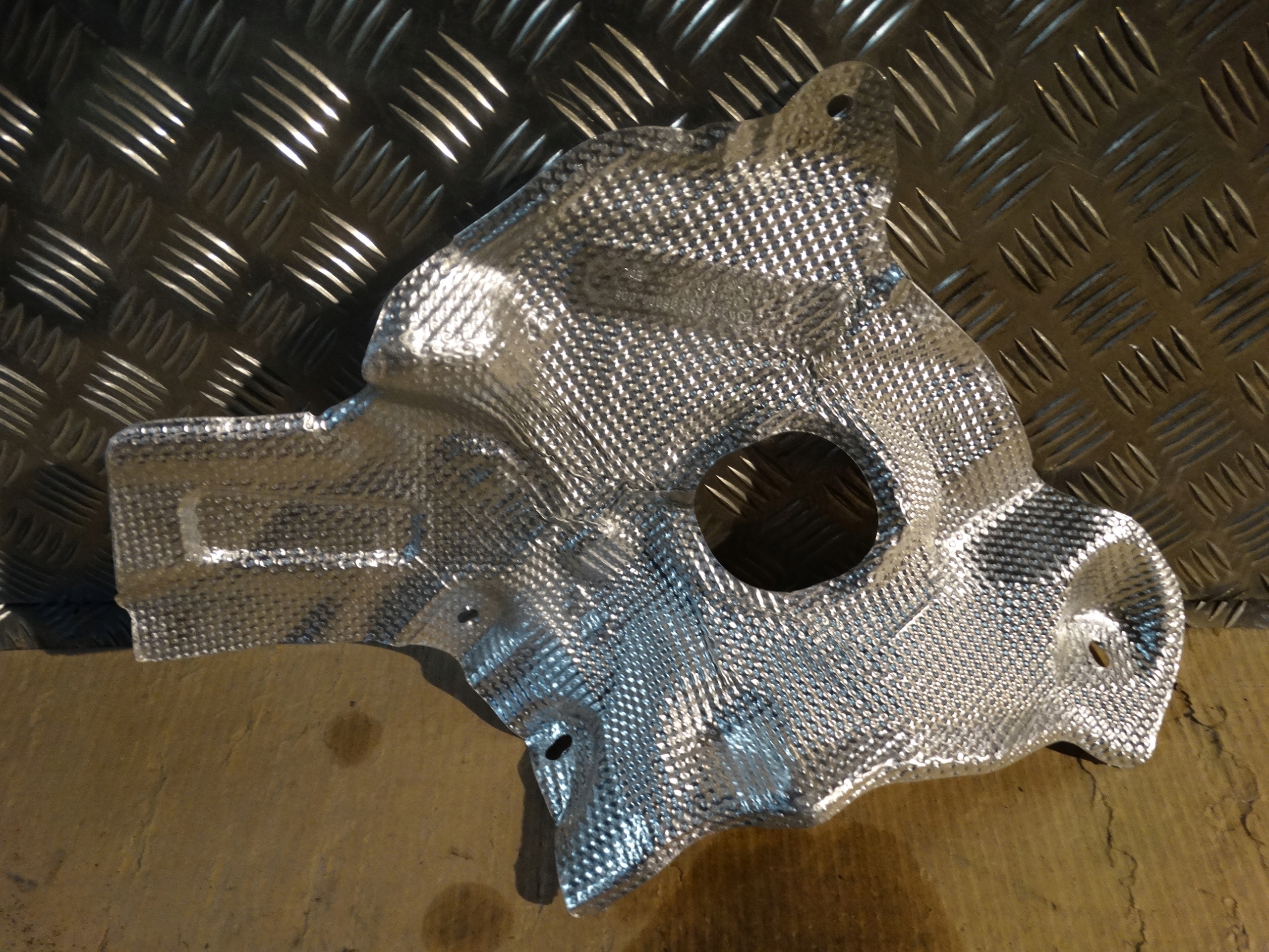 fedél hővédő KOMORY motor MERCEDES W223 1 9