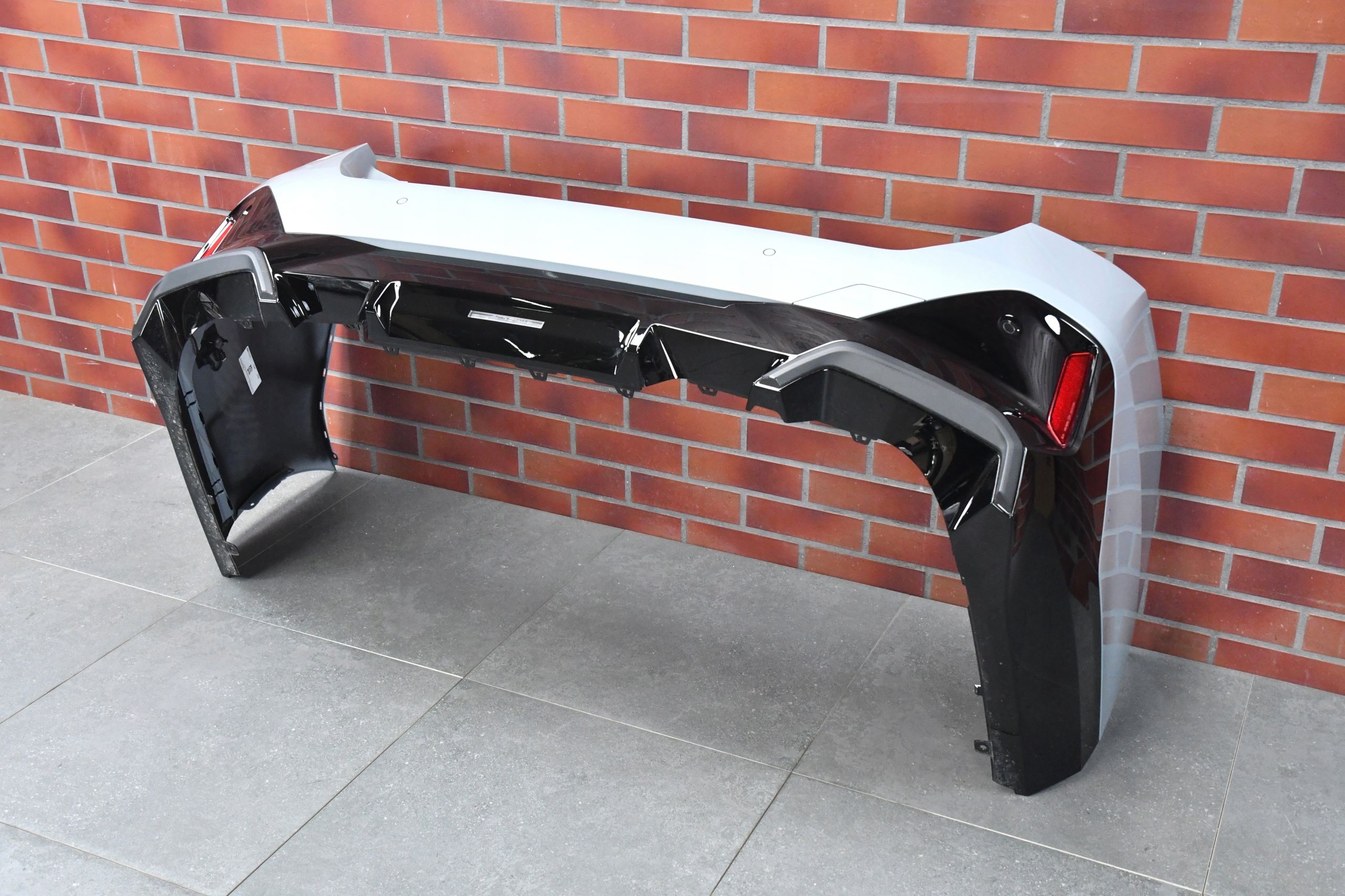 bumper rear part rear BMW 5 G60 m-packet C4P BROOKLYN GRAU