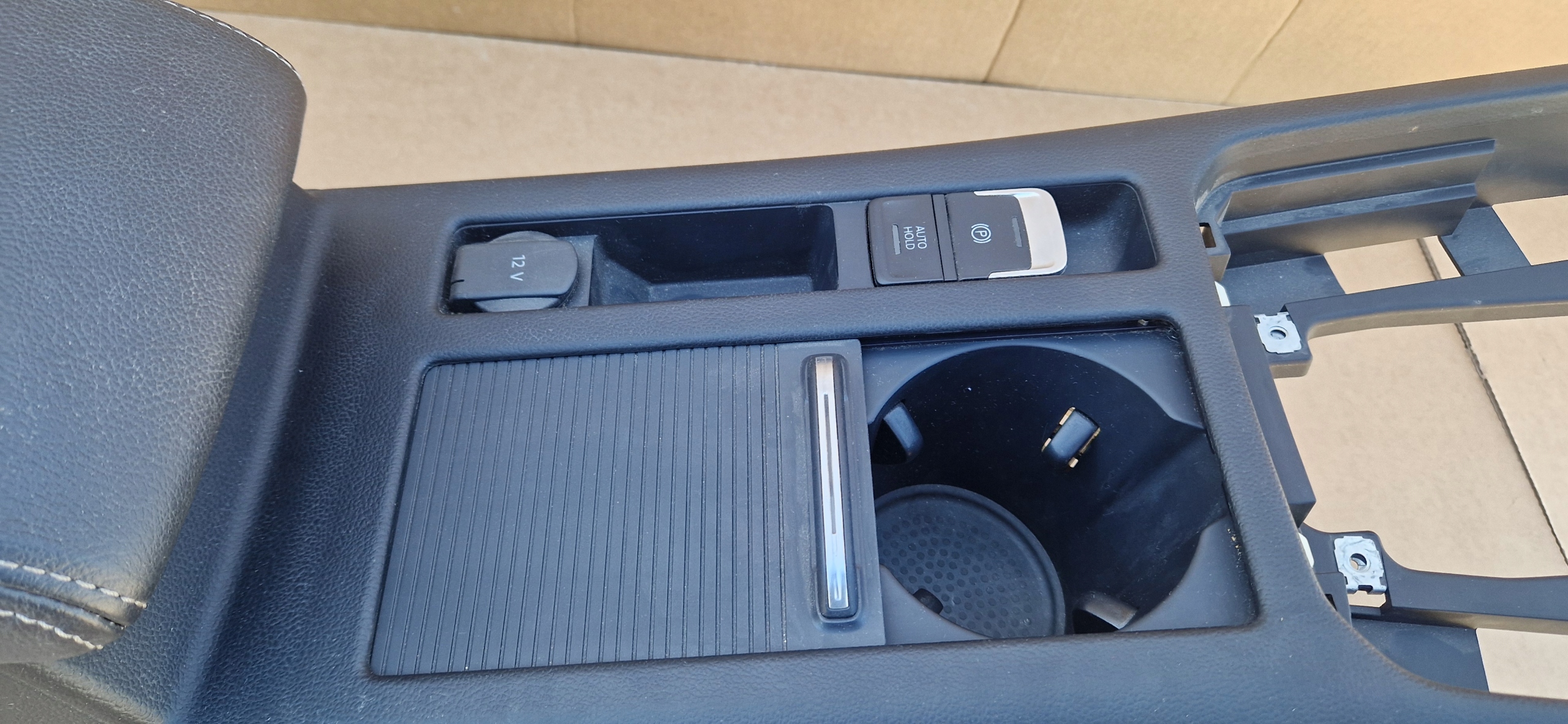 armrest leather TUNEL blower fan SKODA SUPERB III control unit
