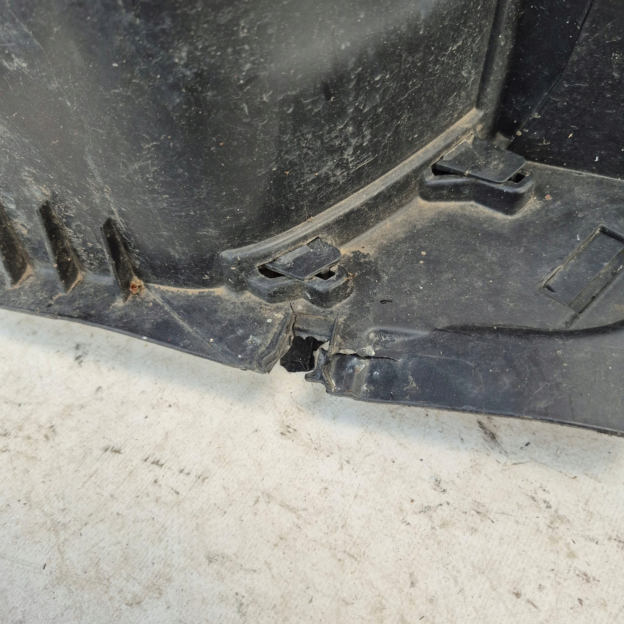 SEAT ARONA 6F9 17- mudguard left front front 6F9805911