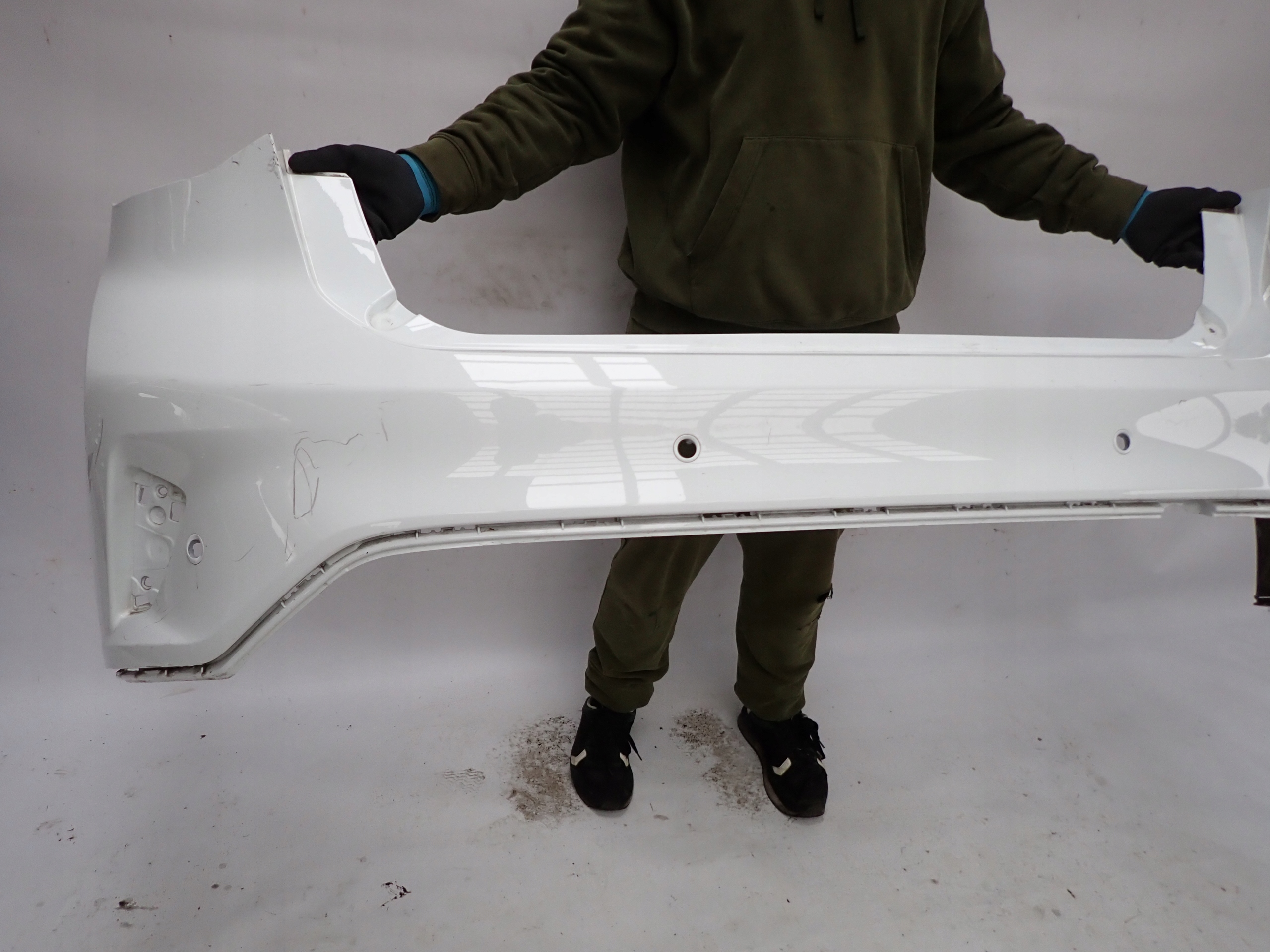FORD FOCUS IV MK4 18- bumper rear part rear 4XPDC JX7B-17906-A