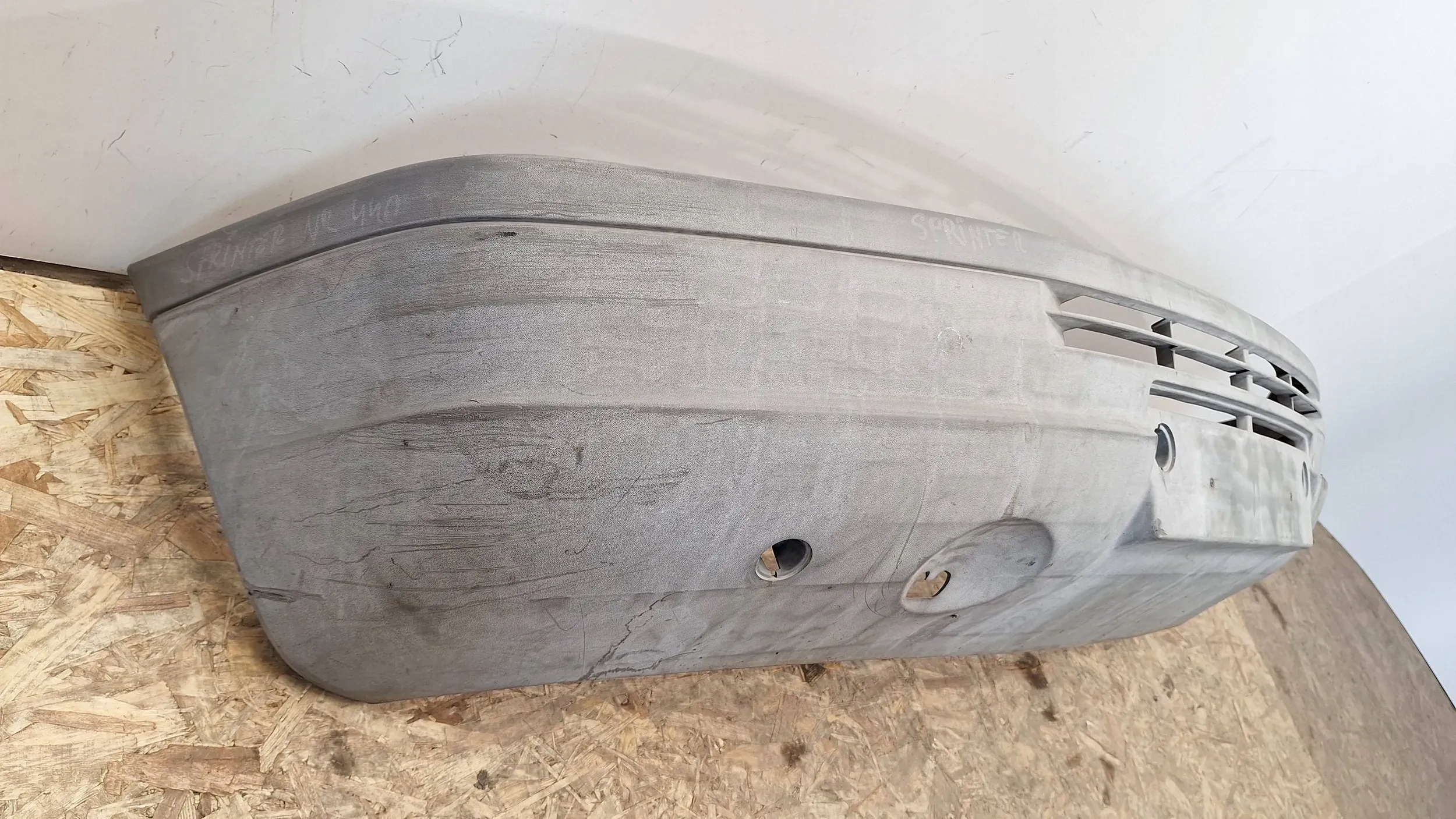 bumper front 9018850101 Mercedes Sprinter W901 W903 95