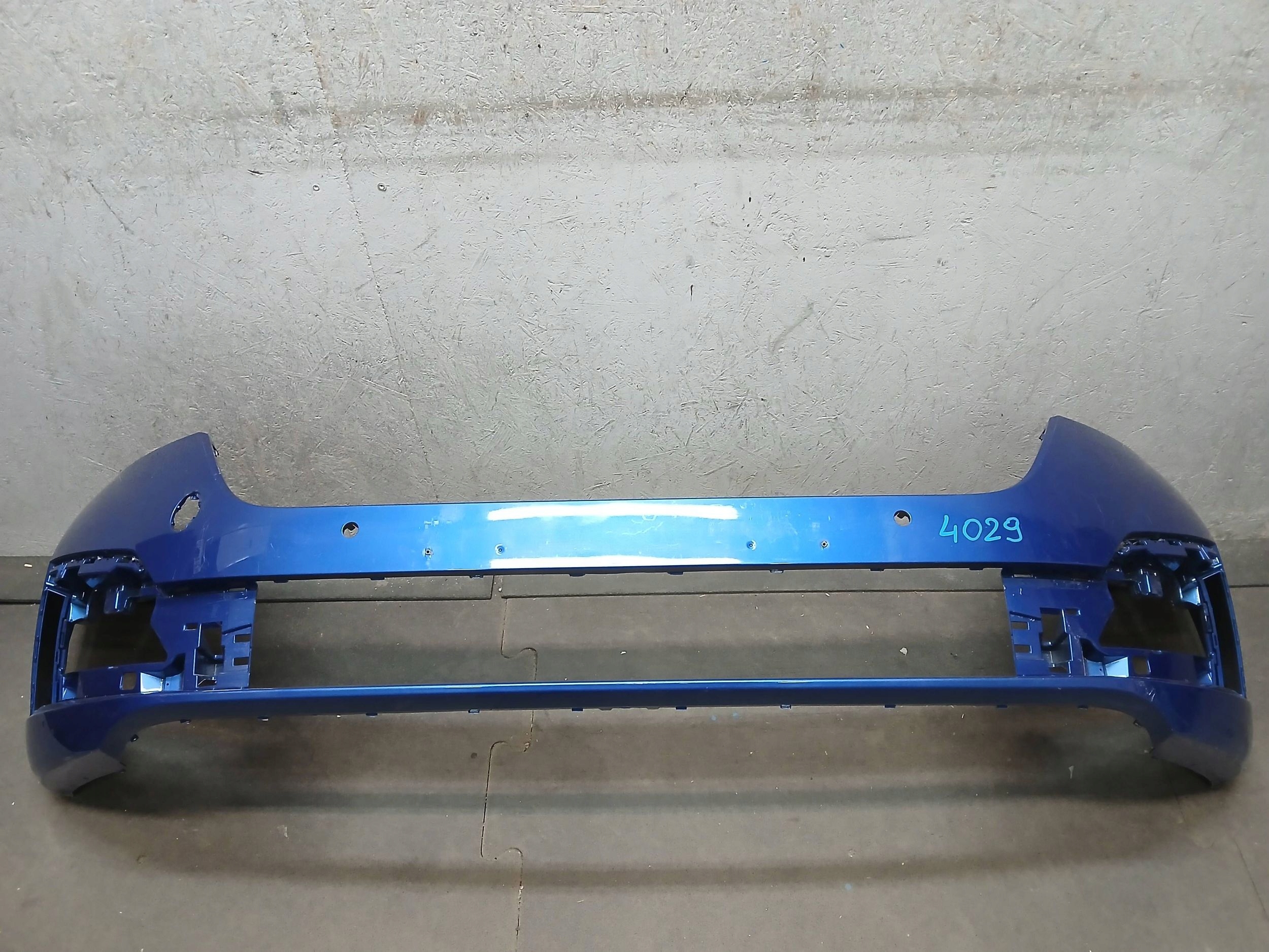 bumper front SKODA OCTAVIA IV 4
