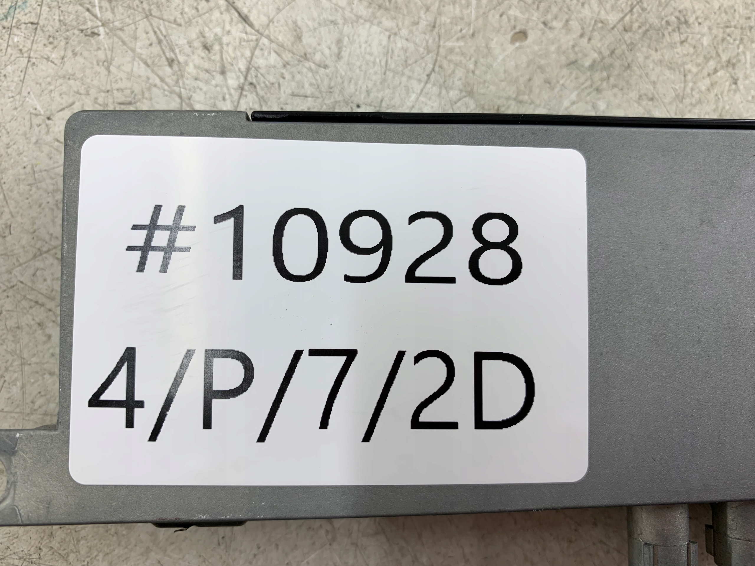 AUDI A6 C6 module amplifier TELEWIZYJNY aerial 4F9035225F