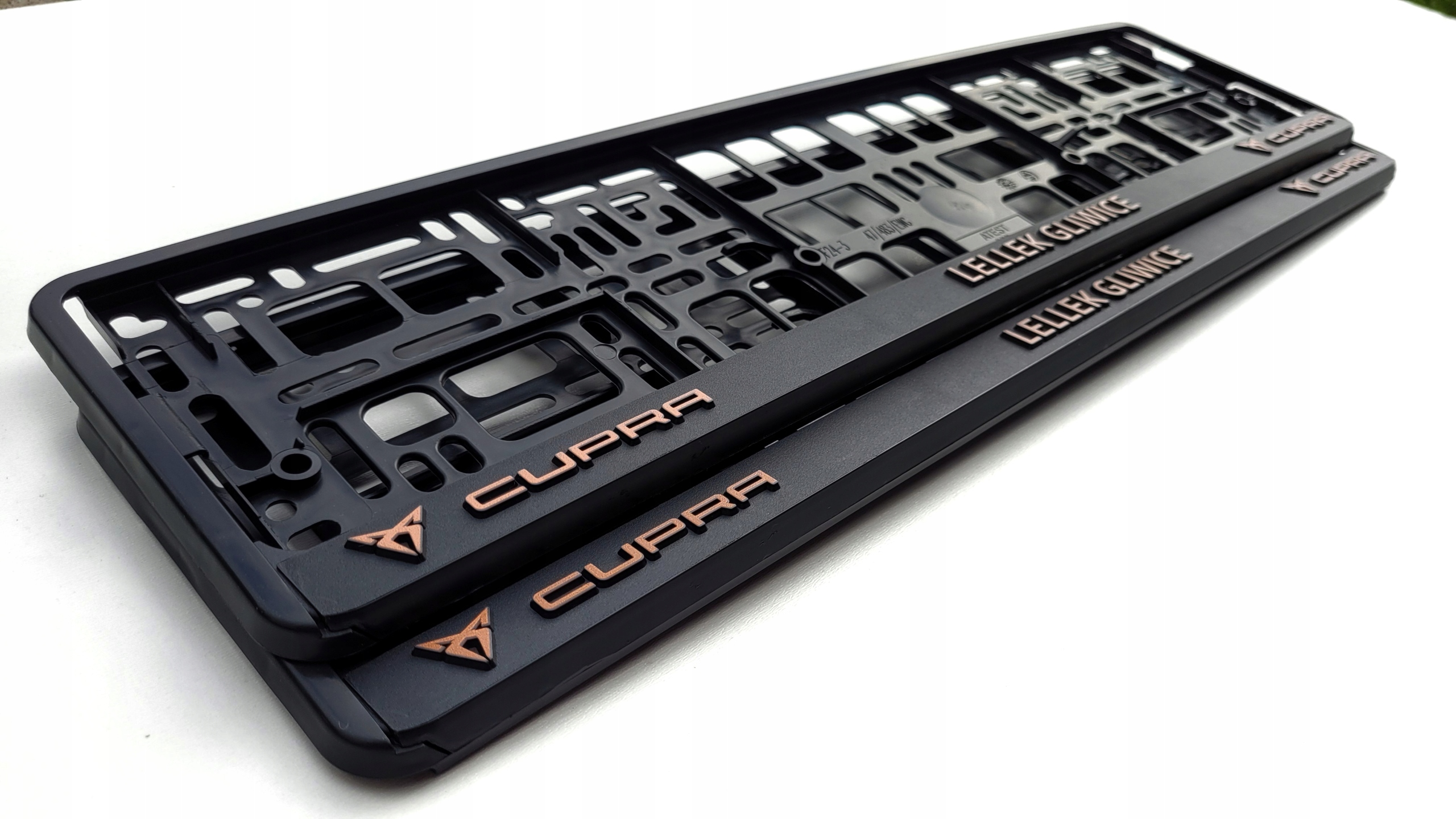 Ramki Pod Tablice Rejestracyjne Cupra 3D