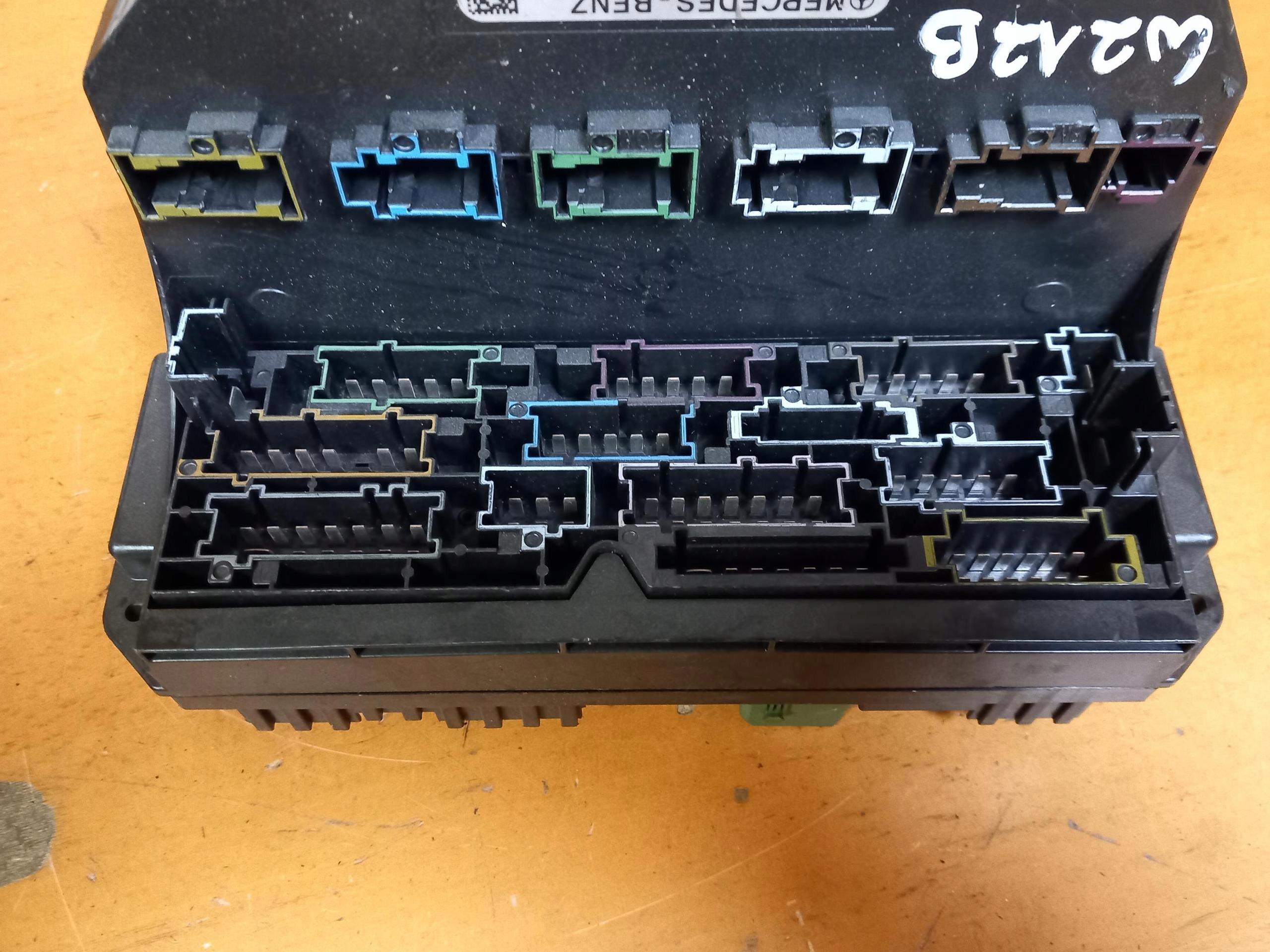 Module fusibles Module SAM MERCEDES E-KLASA W212 A2129004225