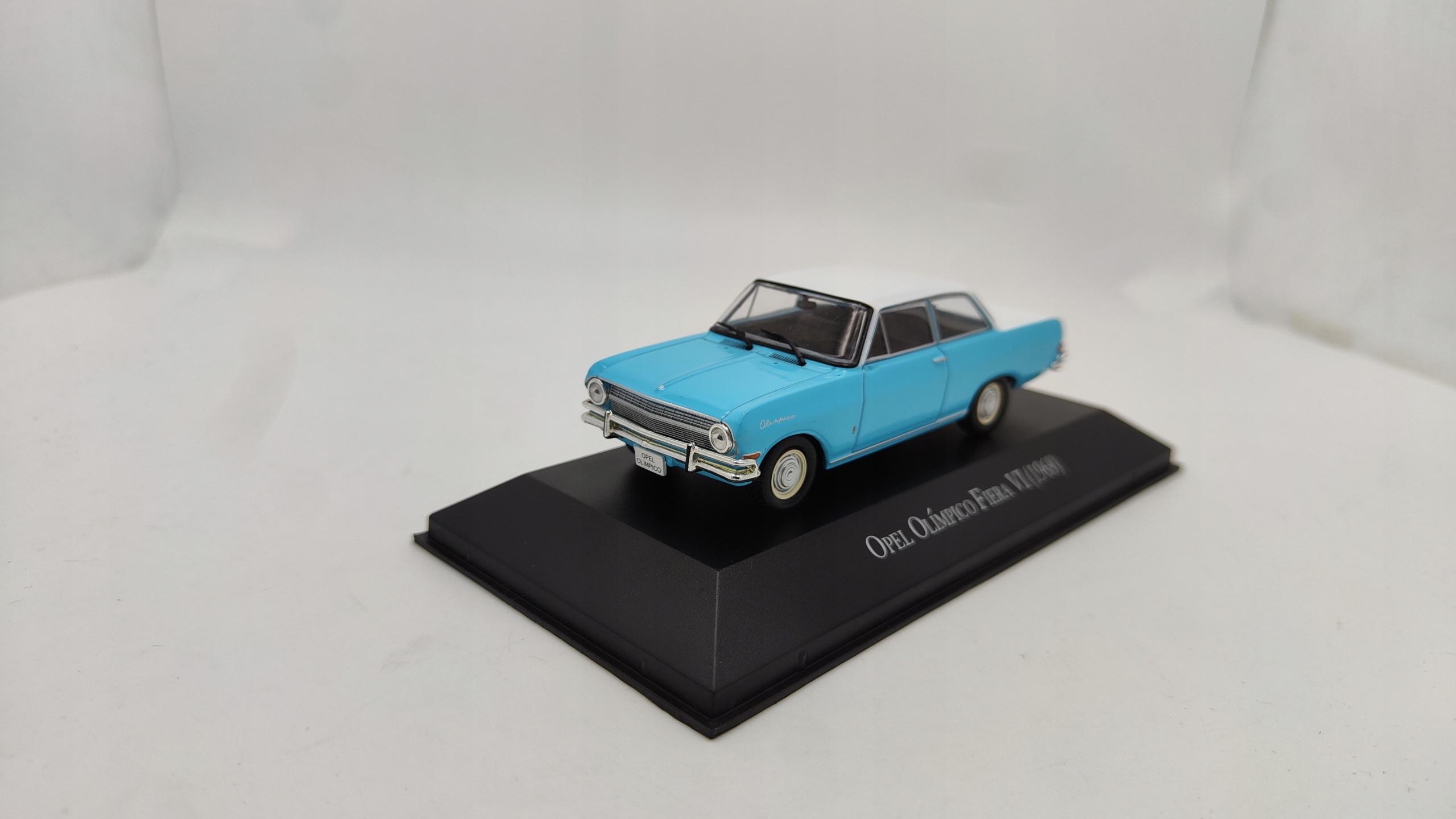Opel Olimpico Fiera VI 1968 1:43 DeAgostini GM47