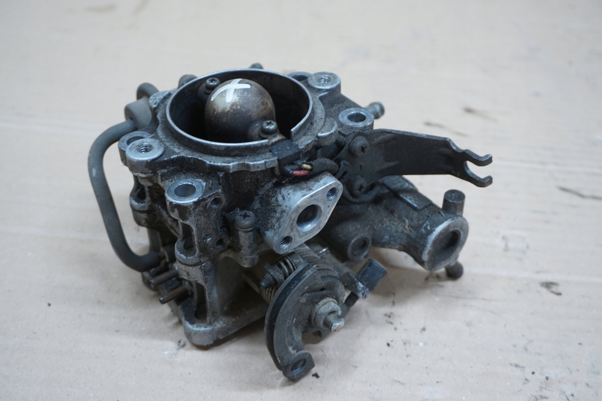 SUZUKI SAMURAI MONOWTRYSK WTRYSK JEDNOPUNKTOWY 1,3 413