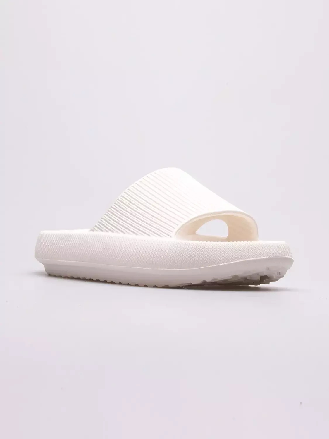 KLAPKI OUTHORN DAMSKIE PIANKOWE NA PLAŻĘ BASEN LATO WSUWANE r. 38/39 Kod producenta OTHWSS24FSLIF004-11S