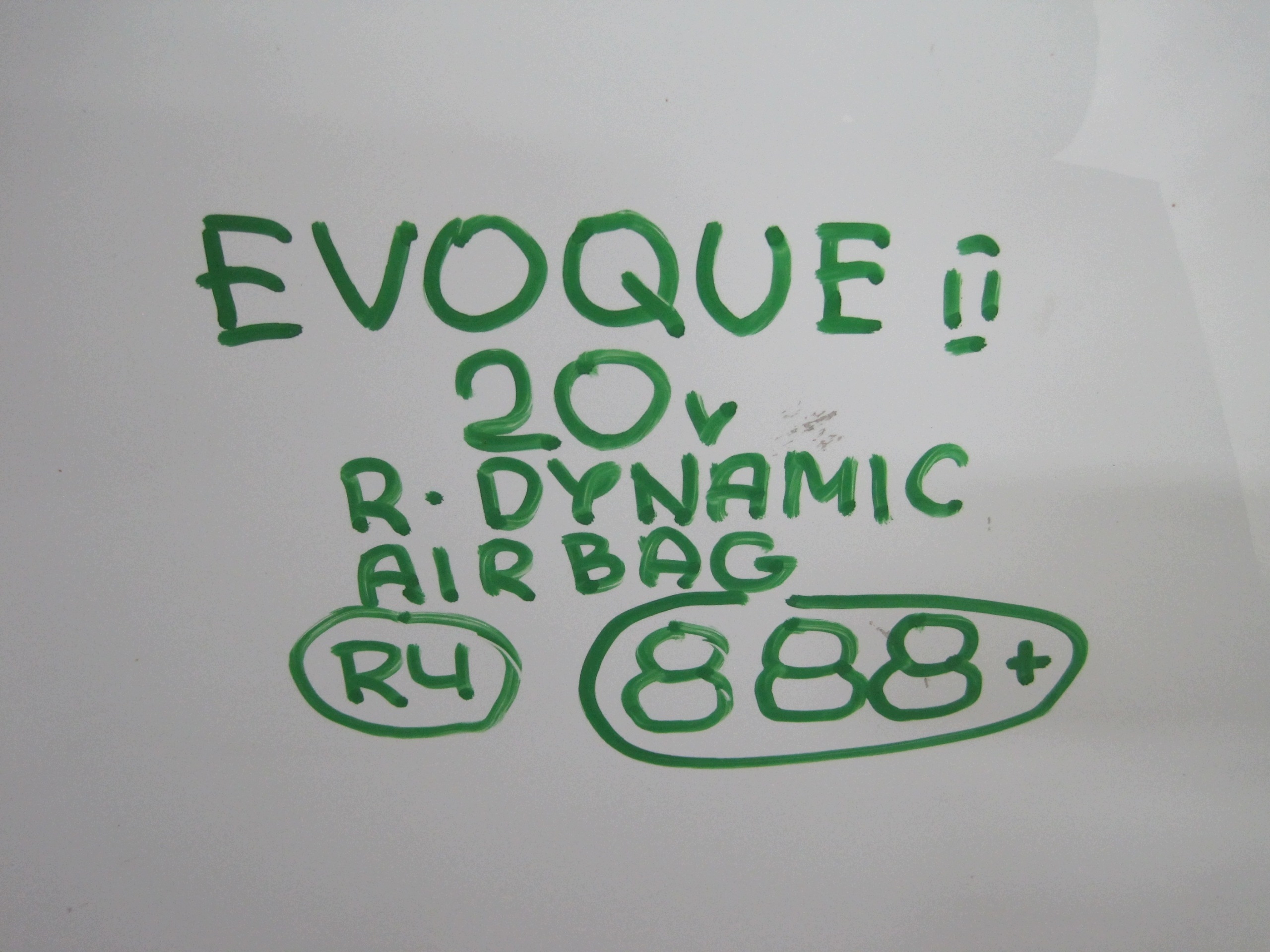 Capot RANGE ROVER EVOQUE II Airbag 21R R-DYNAMIC