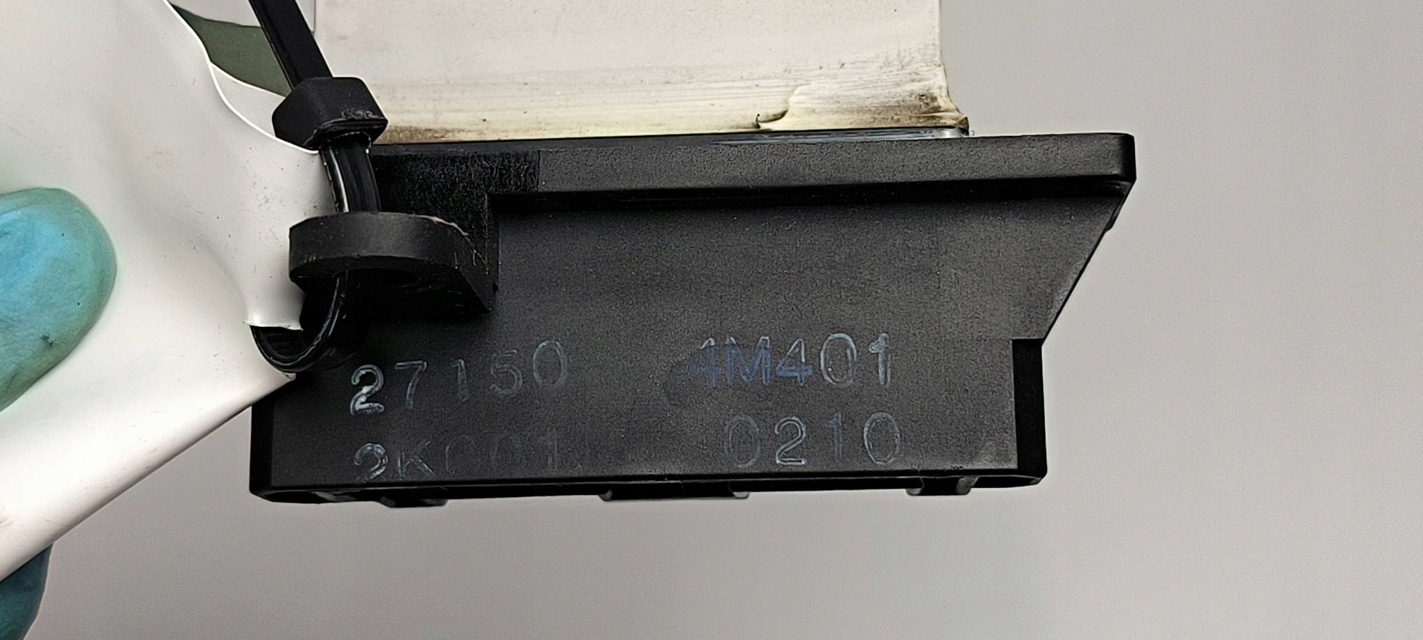 resistor, rheostat, regulator HM637040B NISSAN ALMERA