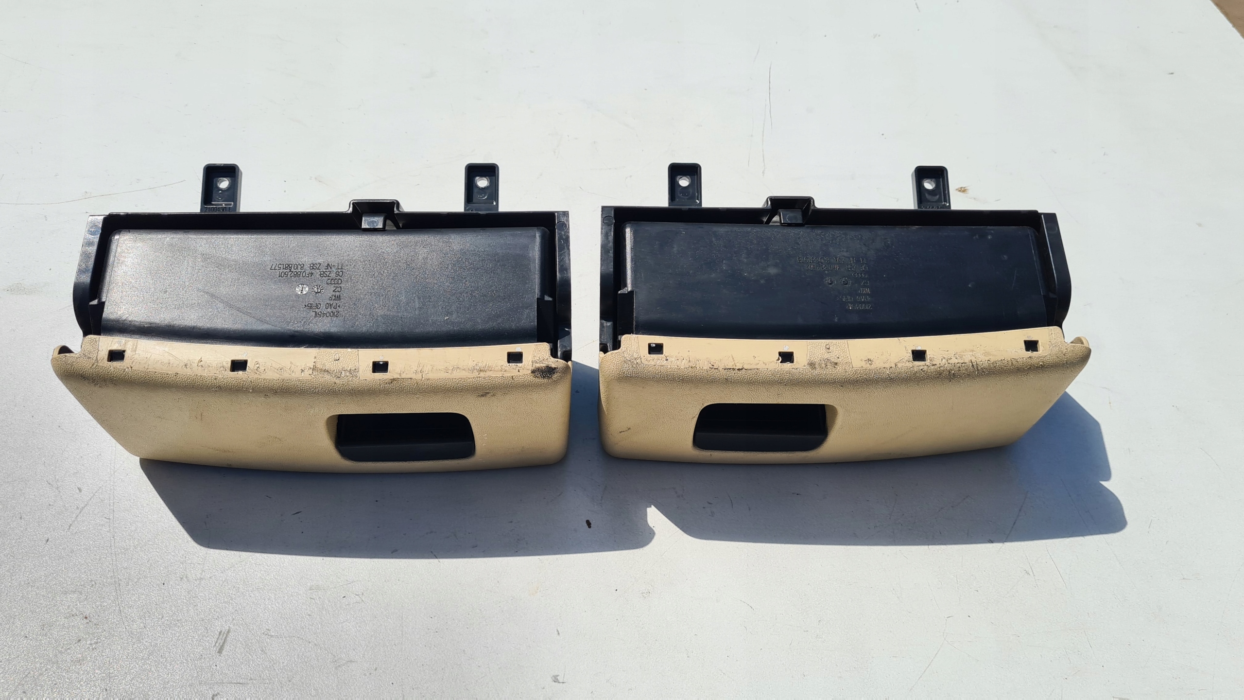 Audi A4 B7 04-08r A6 C6 Schowek Schowki fotela prawy lewy 4F0882601