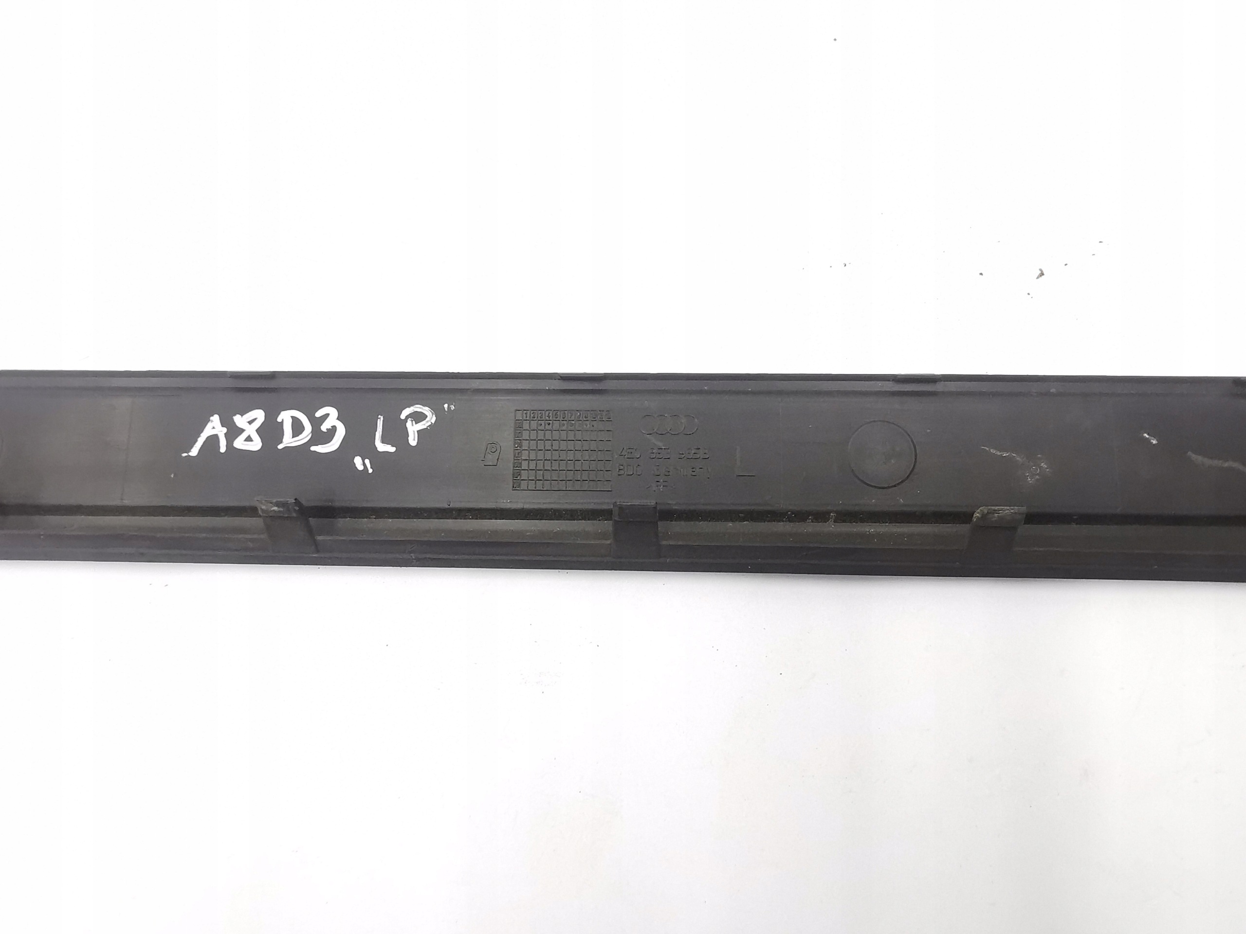 lišta prahová levá předek krytka AUDI A8 D3 / 4E0853985B