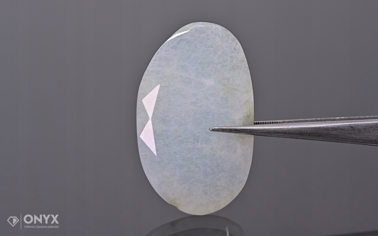 Akvamarín fasetovaná nepravidelná rozeta 40,5x25 m