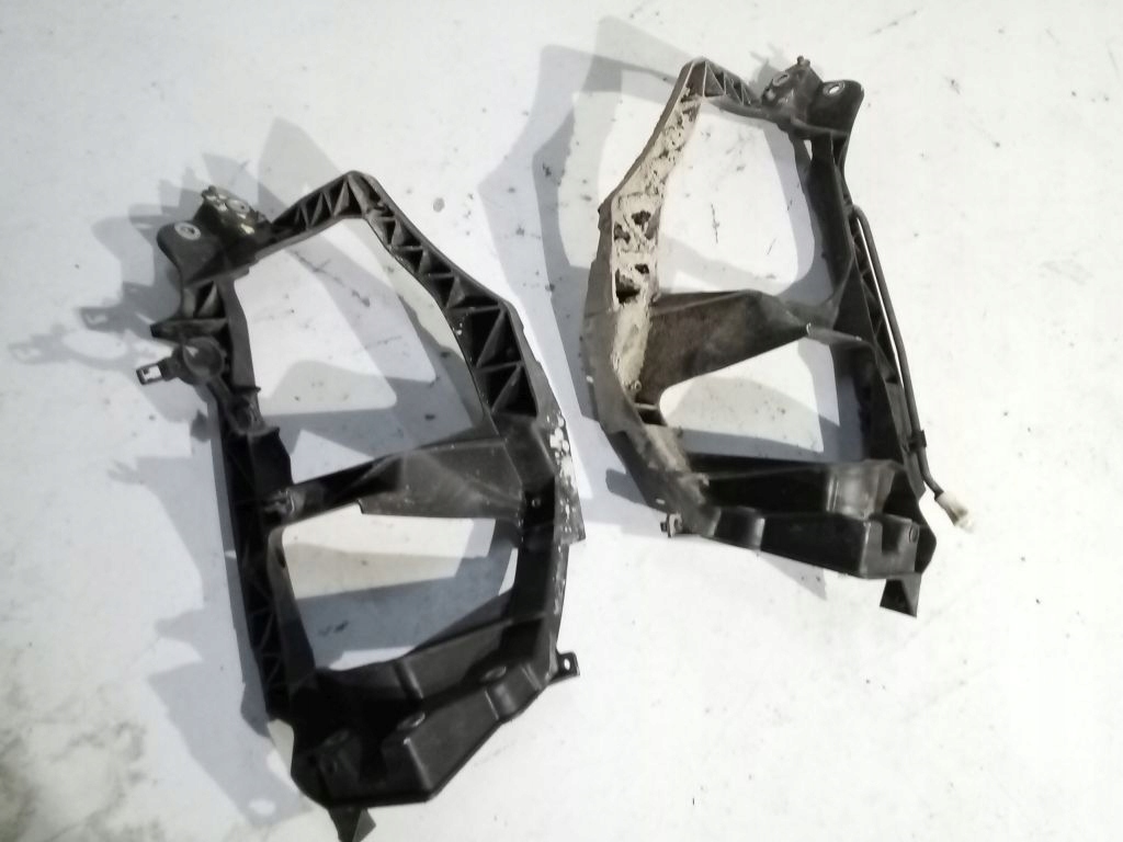 Mitsubishi Colt Z30 pillar okular right left