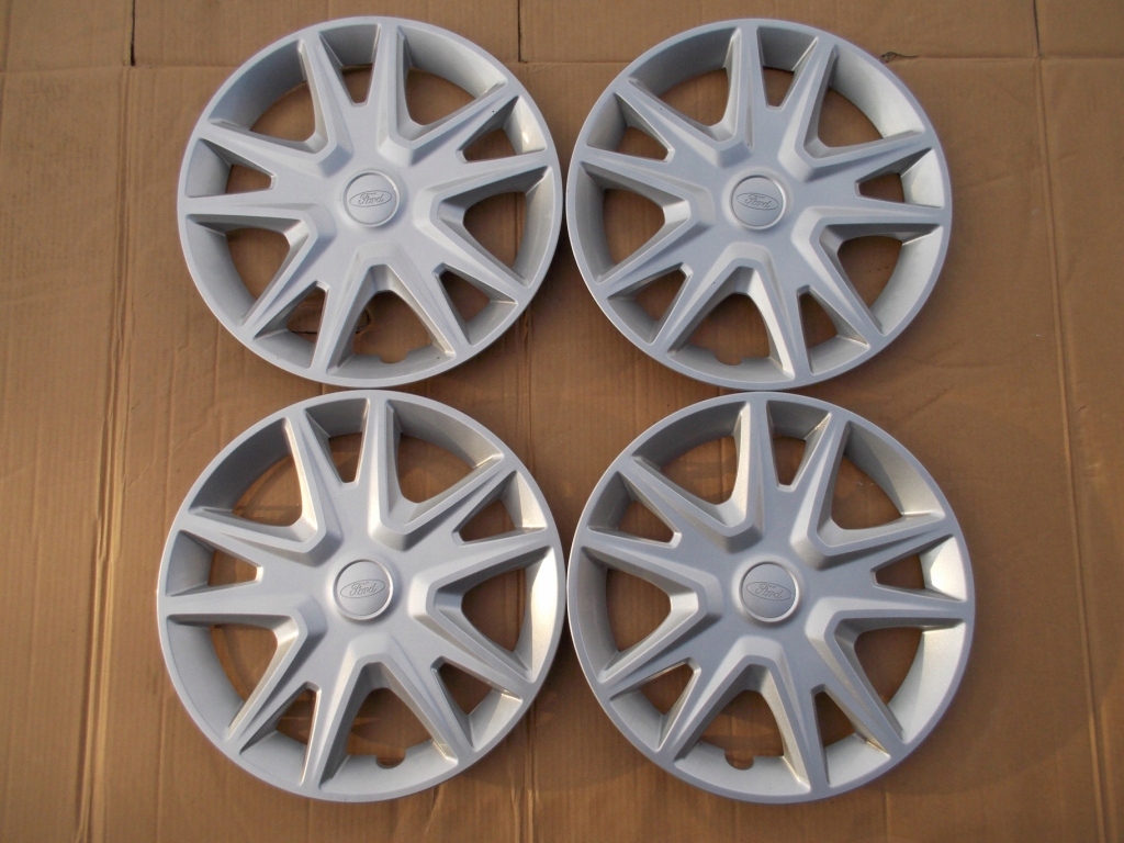 15 Ford B-MAX ECOSPORT TRANSIT COURIER