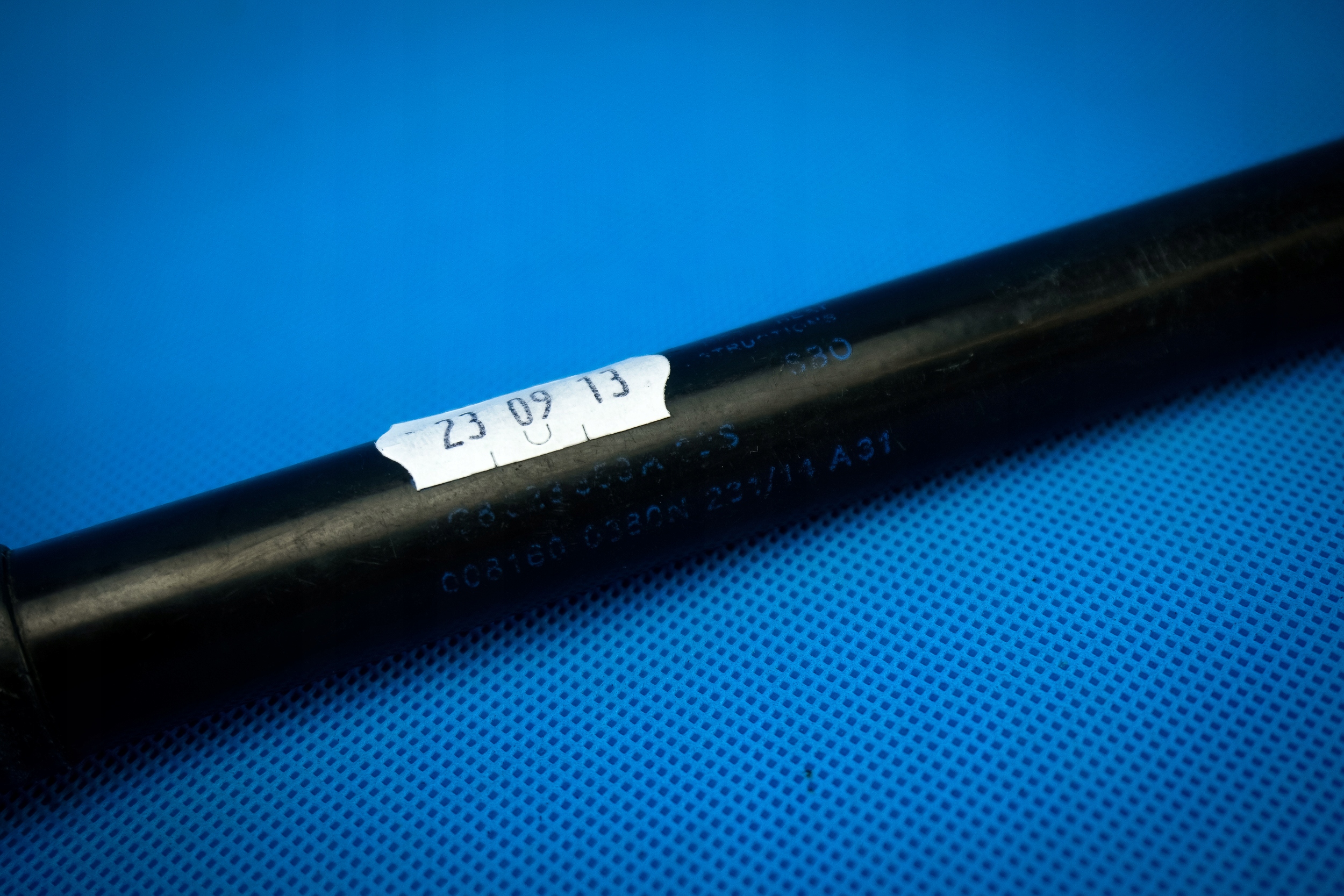 damper telescope bonnets Audi A7 S7 RS7 4G8 4G8823359A