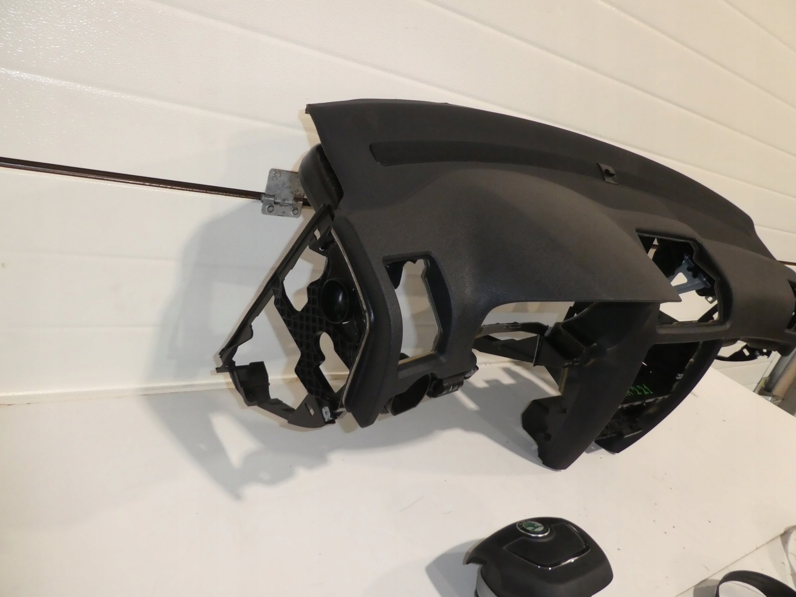 SKODA OCTAVIA II dashboard cockpit console airbag