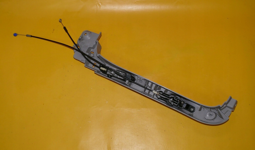 handle inner right rear part NISSAN QUEST III 02-09