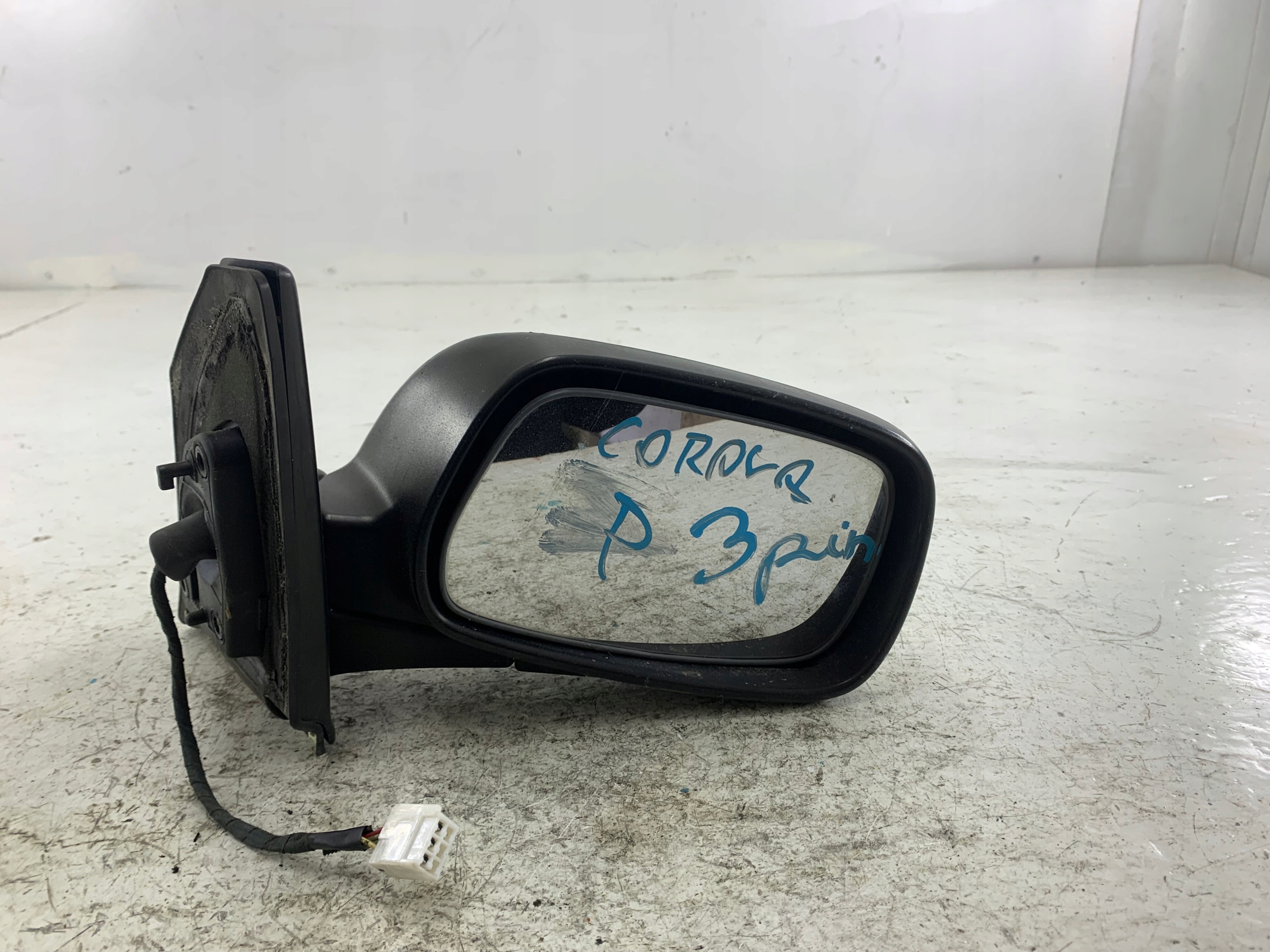 TOYOTA COROLLA E12 mirror right 3 PIN