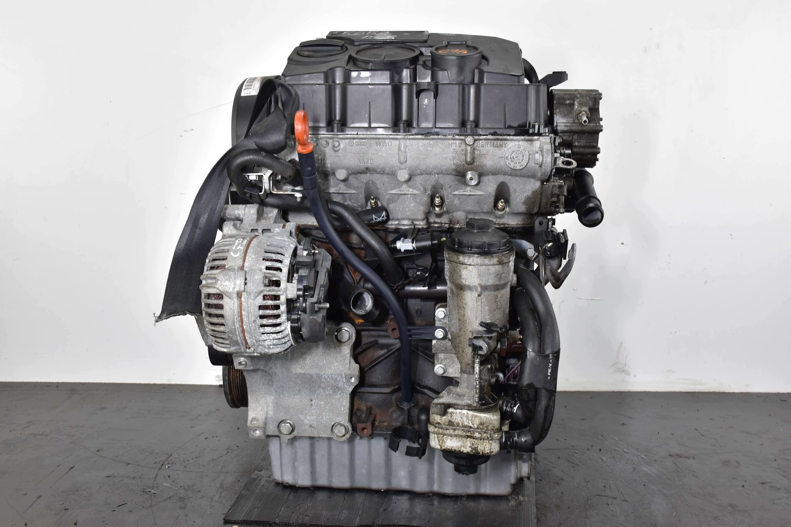 engine GOLF V PASSAT B6 OCTAVIA II LEON TOURAN A3 1.9 TDI BLS @KOMPRESJA@