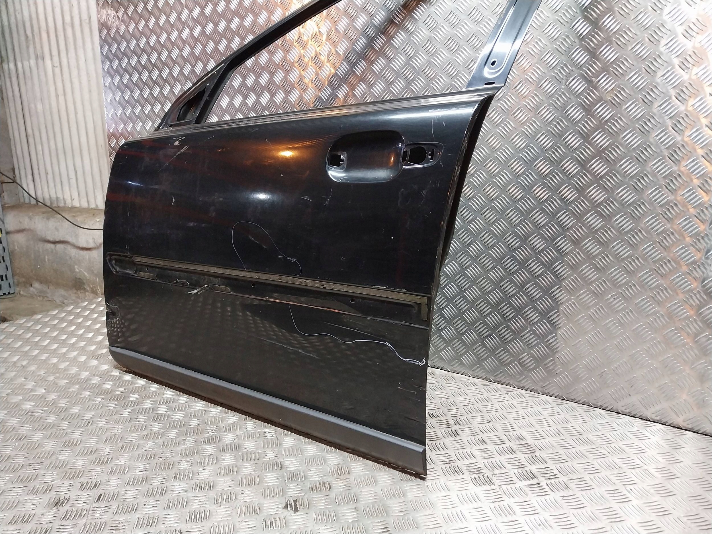 dveře předek levé VOLVO XC90 a 02