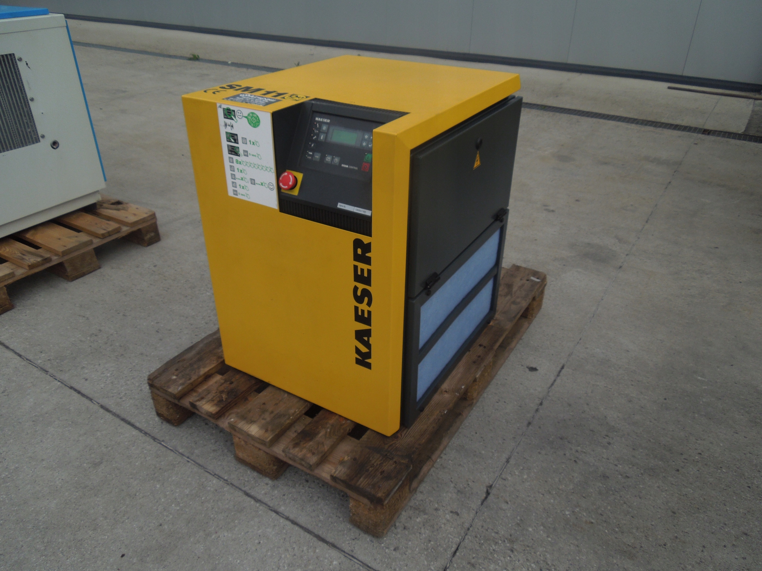 KOMPRESOR ŚRUBOWY KAESER SM11 7,5Kw !!