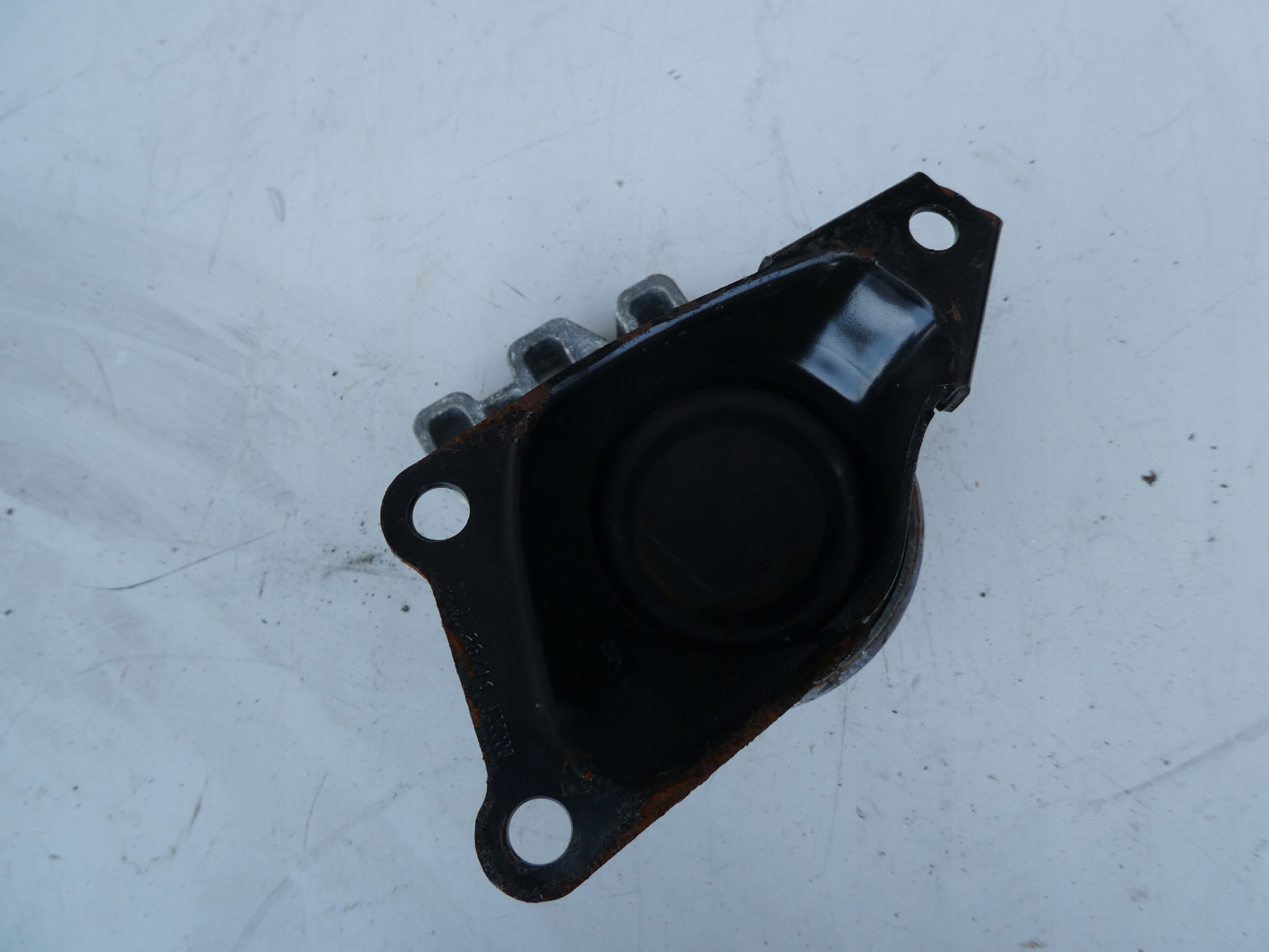 engine mount VW T6 2,0 TDI 7E0199207