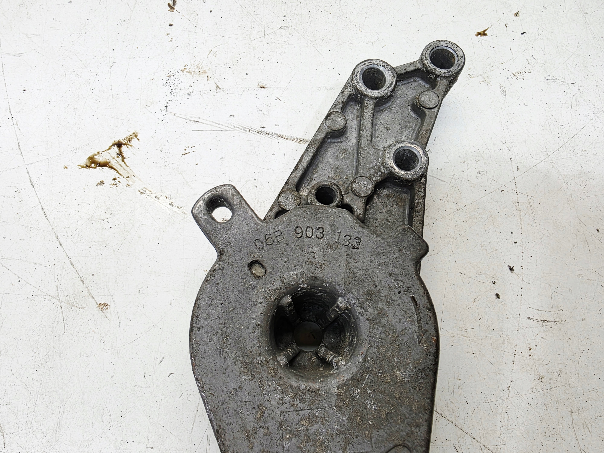 španovákem MICRO AUDI A4 B6 B7 A6 C6 06B903133