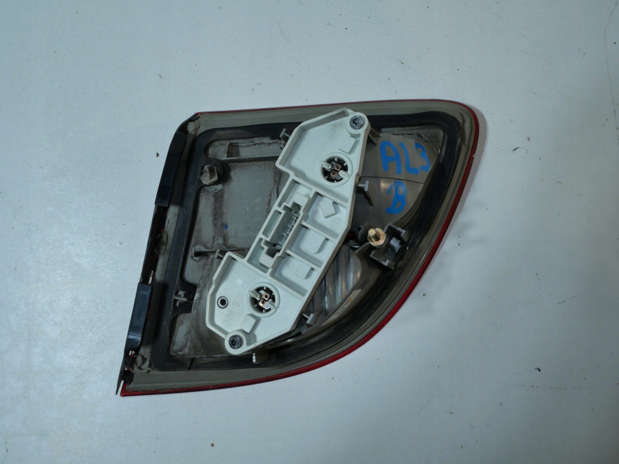light rear left MERCEDES E W211 KOMBI A2118201364