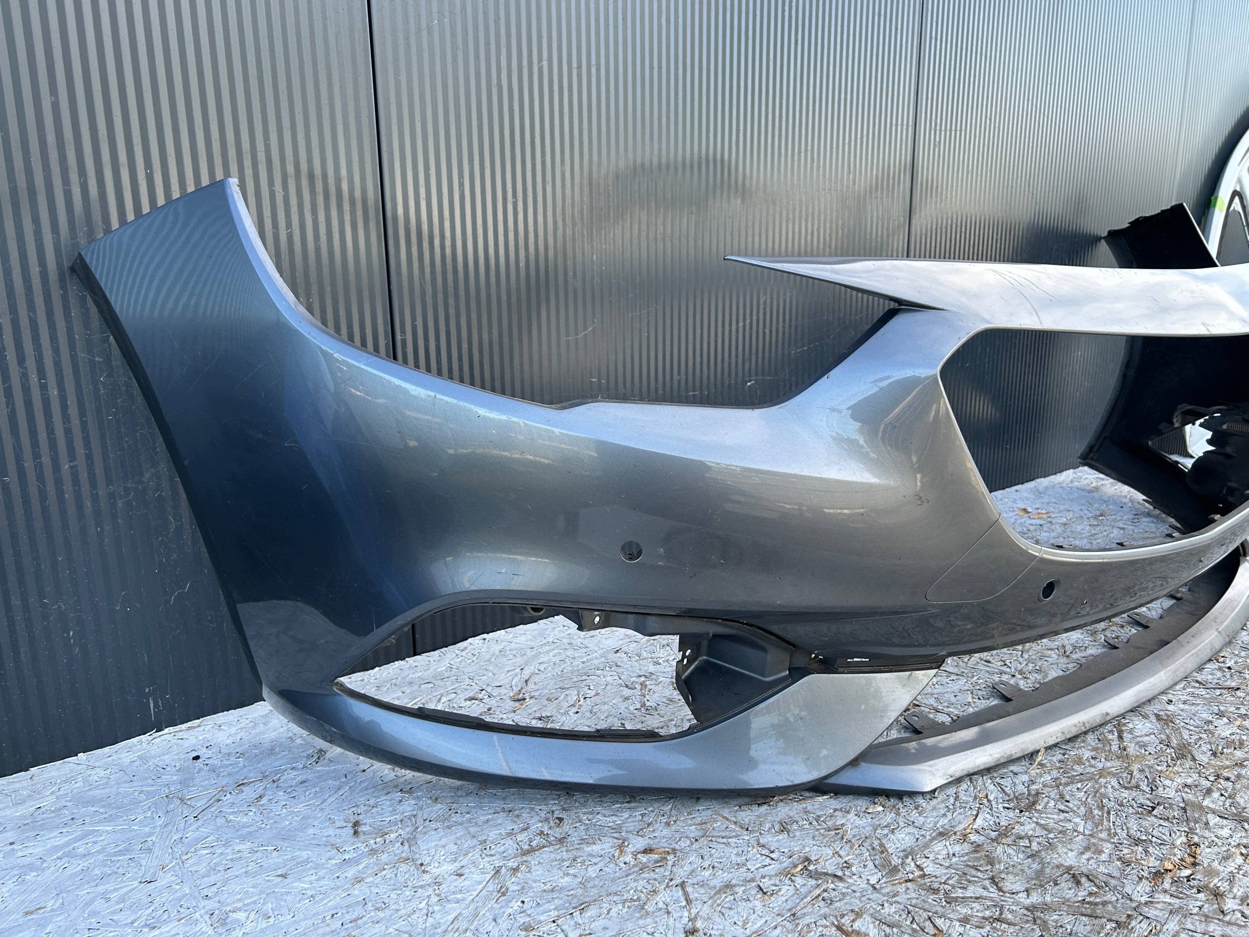 pare choc avant avant OPEL INSIGNIA B 17- PDC
