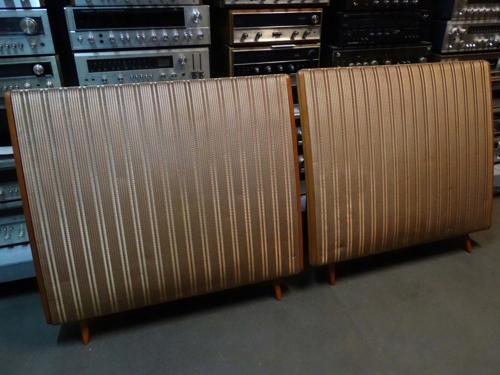 Quad ESL 57 . 1020 Marka Inna