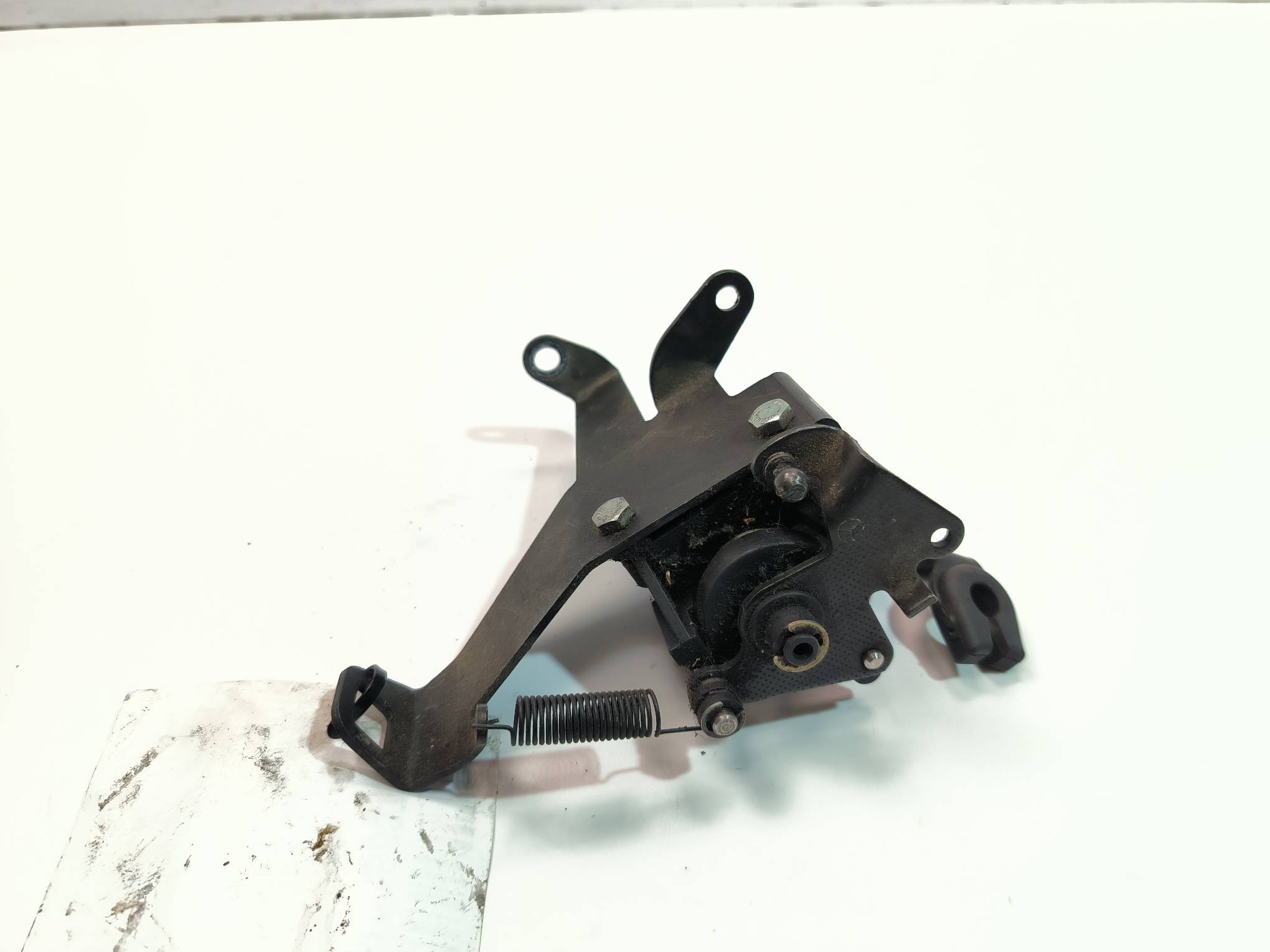PEDAL A0115428717 MERCEDES KLASA E W210