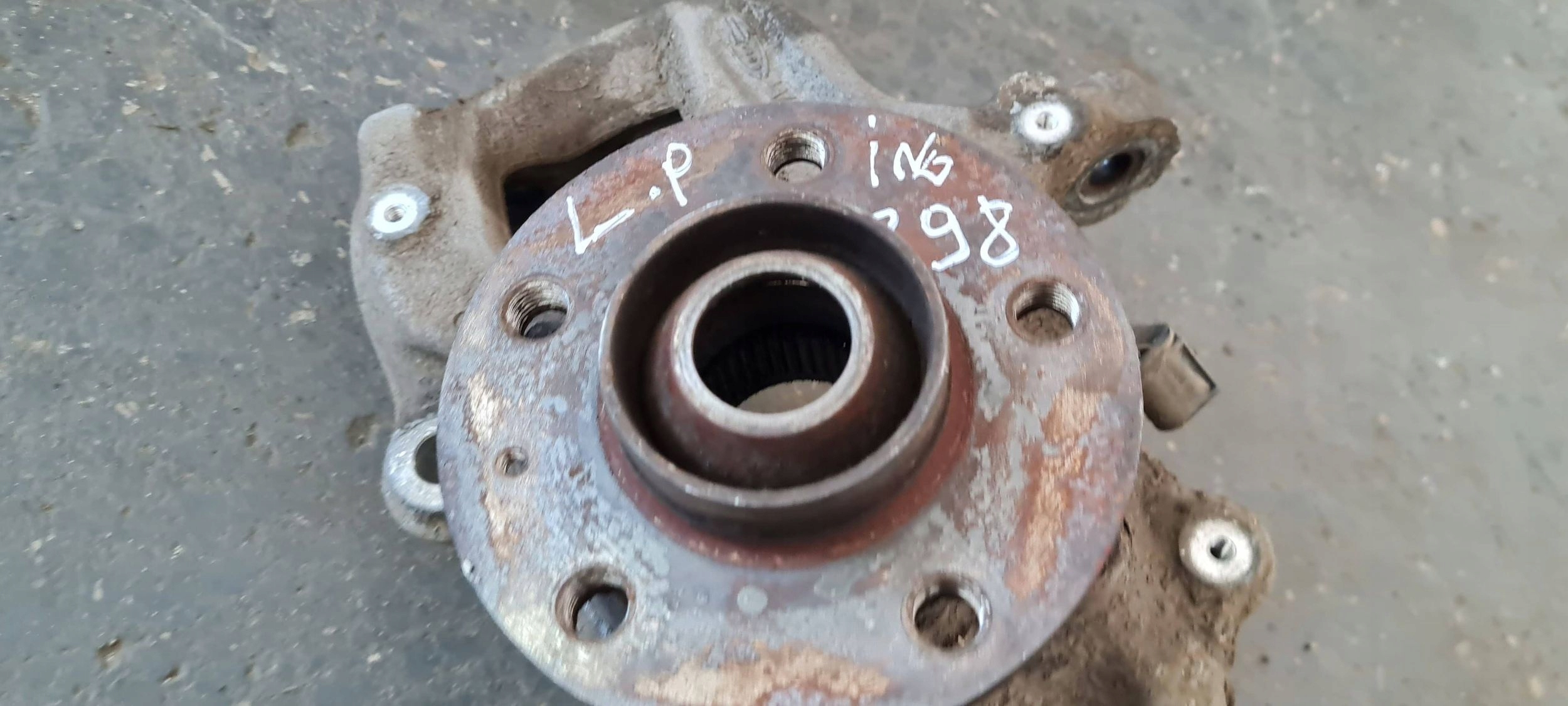 A5 8T swing left left front 8K0407257G A4 B8 S4 S5 Q5 8R