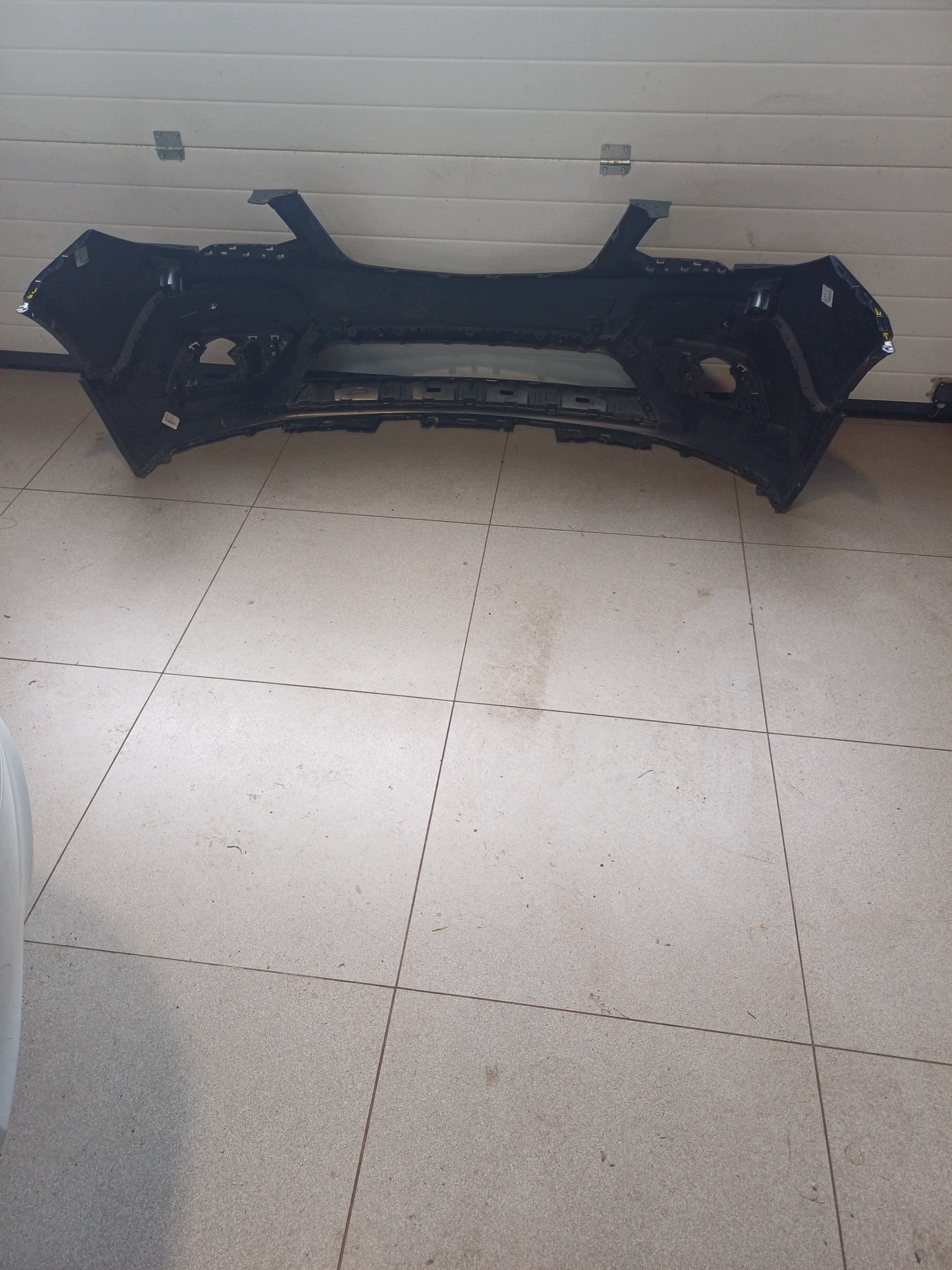 bumper front front OPEL MOKKA 4 X PDC 95122388