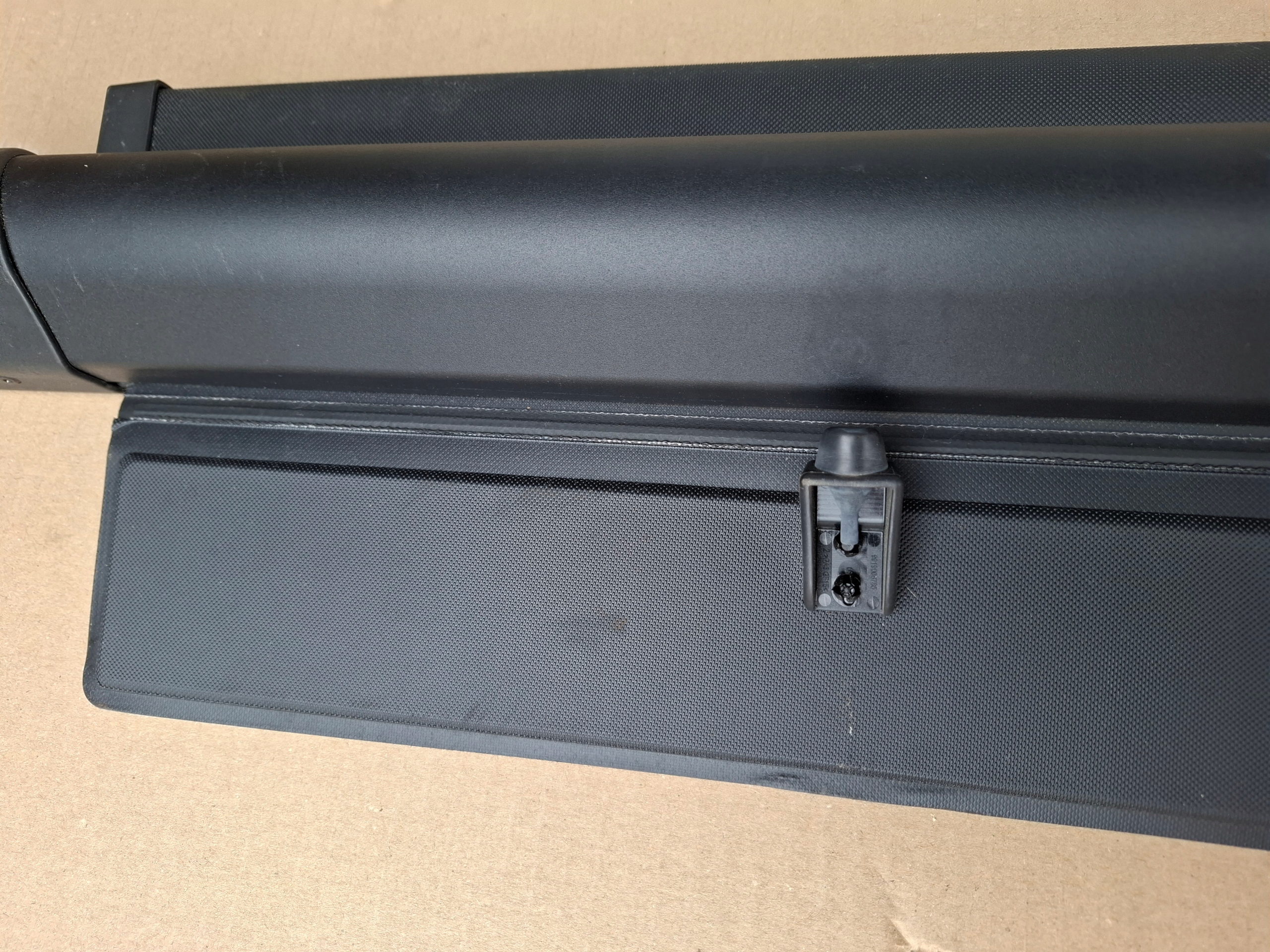 blinds boot DISCOVERY V L464 17r HY32-46668-AC