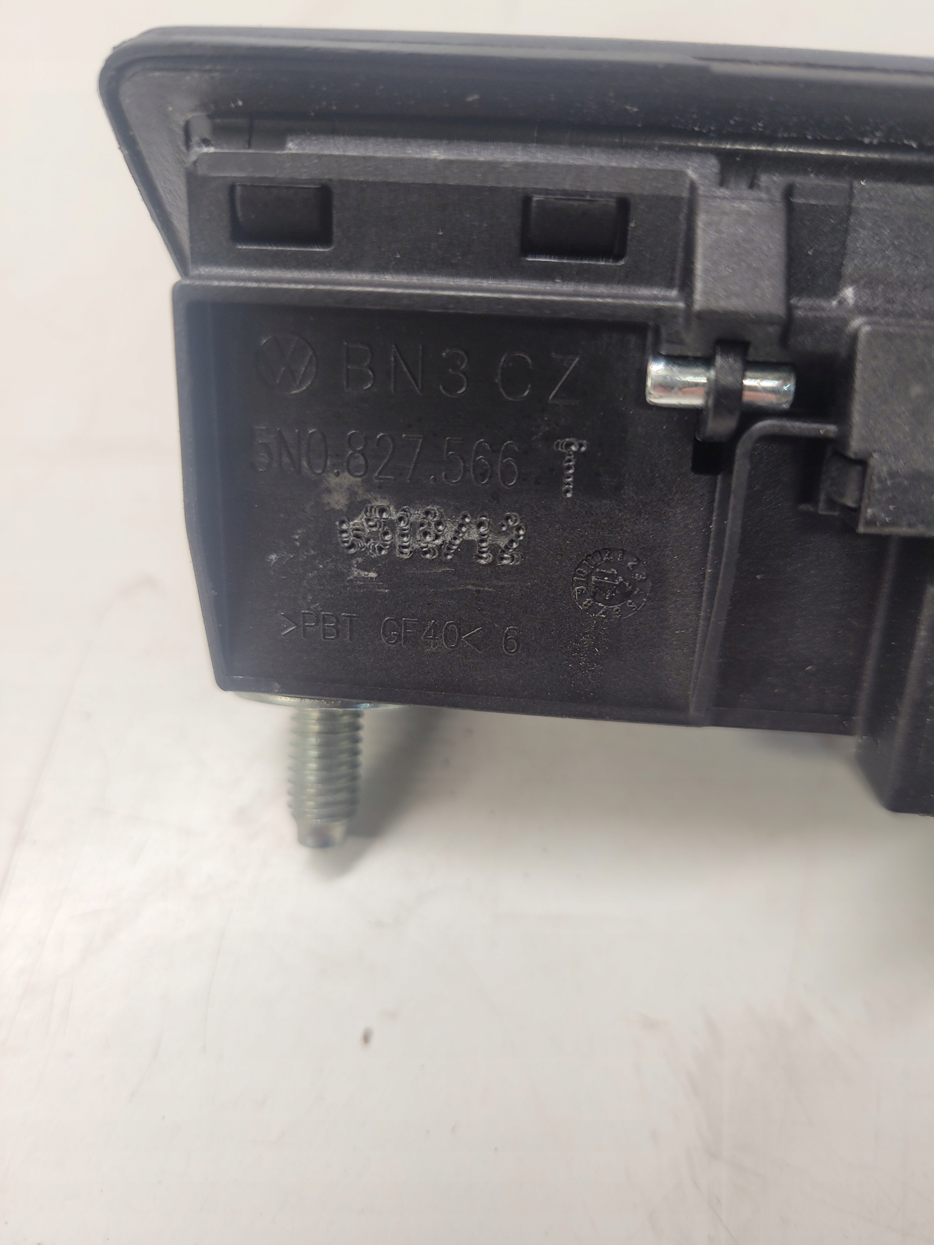 handle bonnet rear part AUDI A4 A5 A6 Q5 5N0827566T