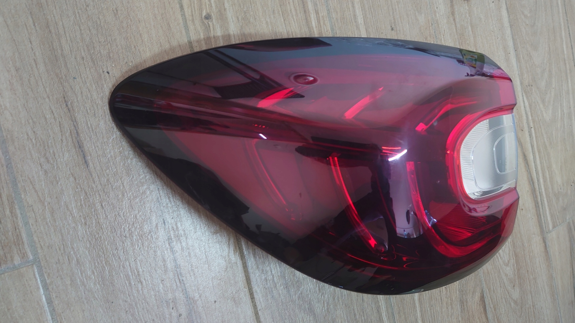 renault CAPTUR РЕСТАЙЛИНГ led фонарь левый