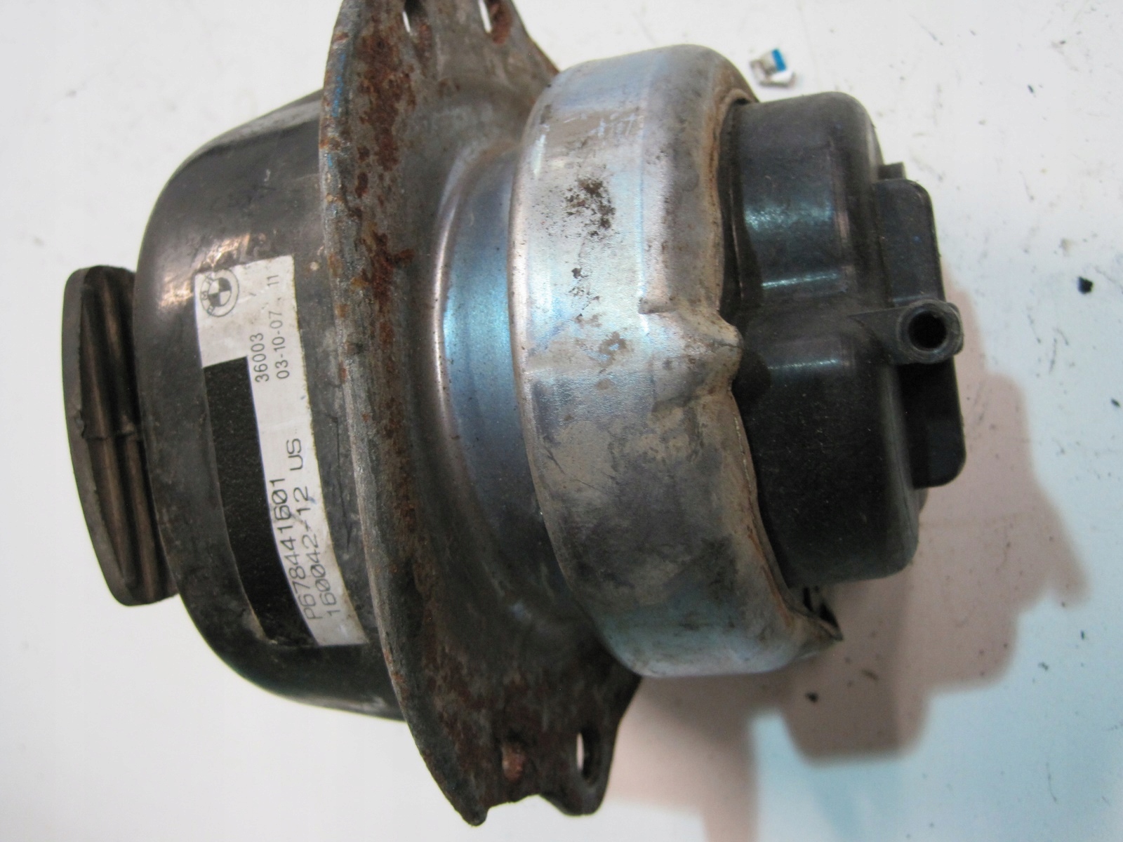 holder engine mount BMW P678441601
