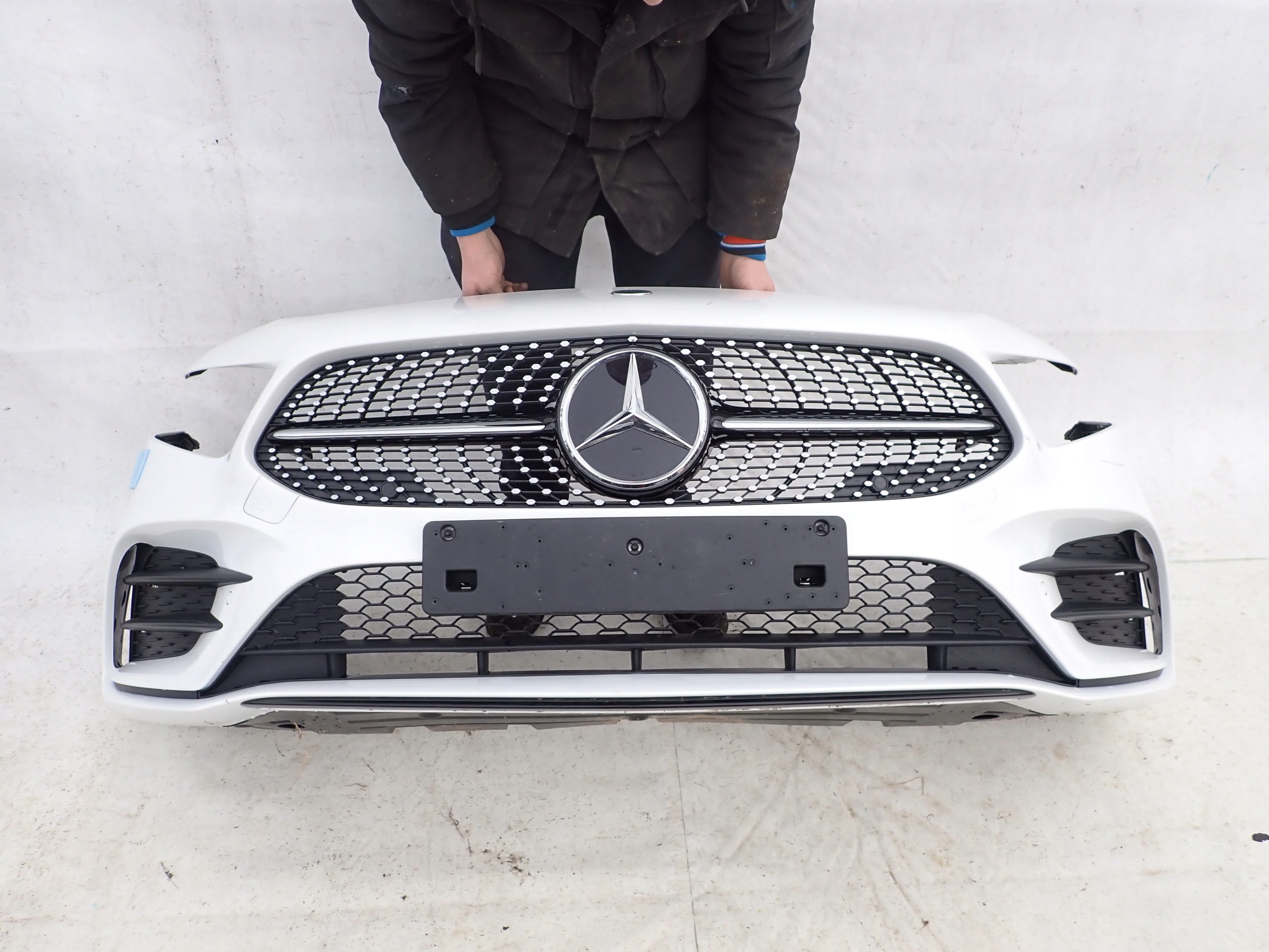MERCEDES A-KLASA W177 AMG 18- nárazník předek PDC