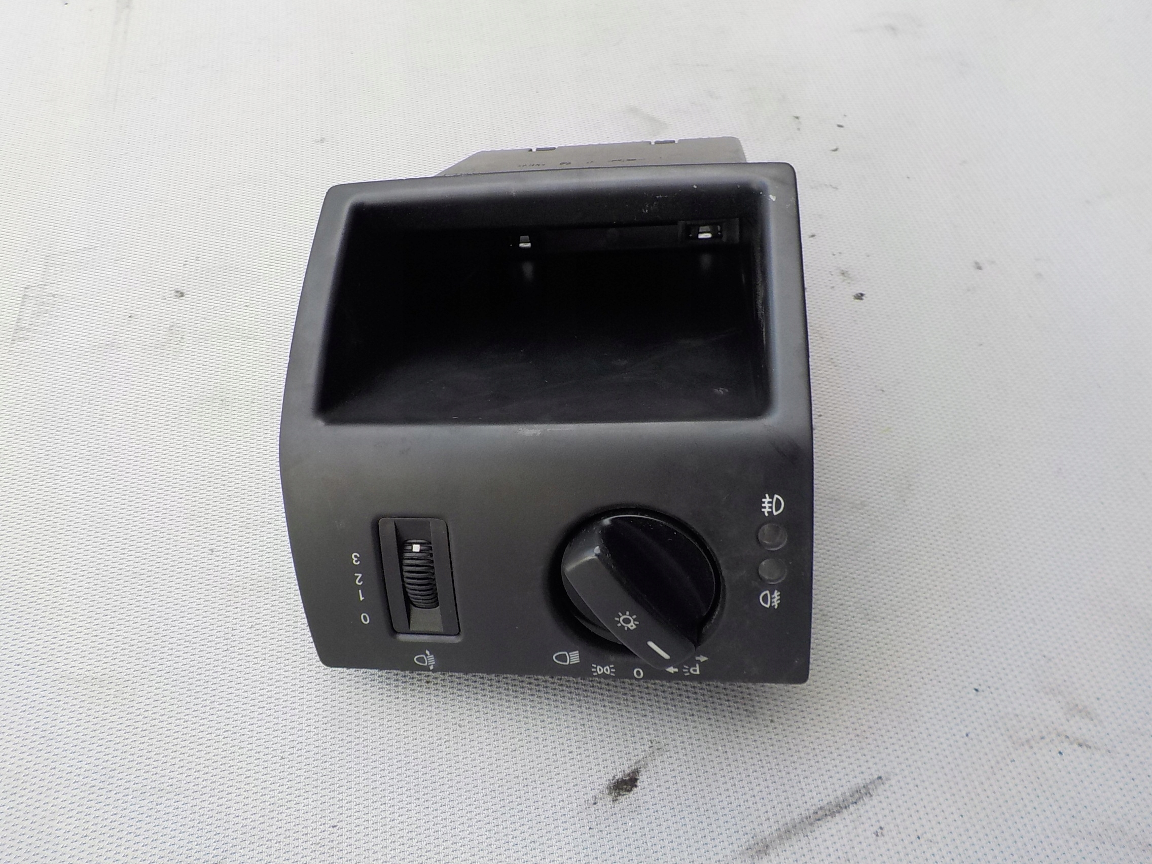 interruttore luci mercedes w169 A1695451304