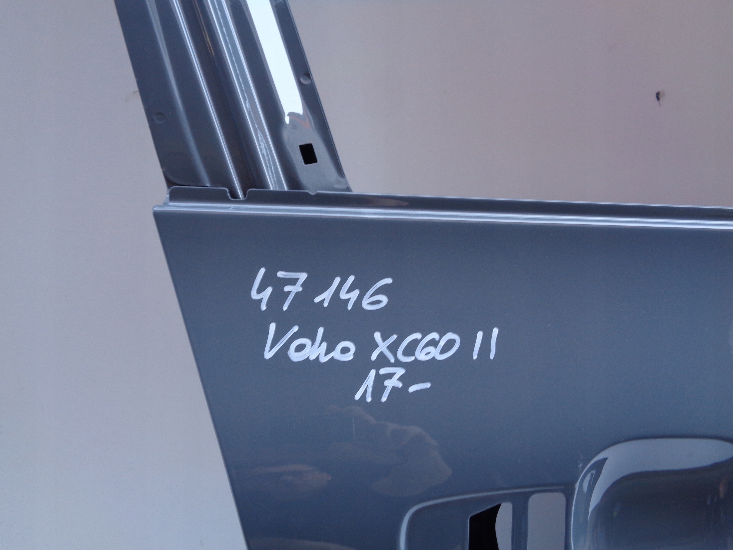 DRZWI PRAWE PRZEDNIE VOLVO XC60 II 17- NR 47146 Strona zabudowy przód - prawa