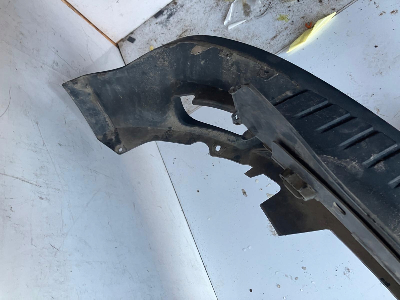 Stoßstange heck RENAULT SCENIC III unter PDC